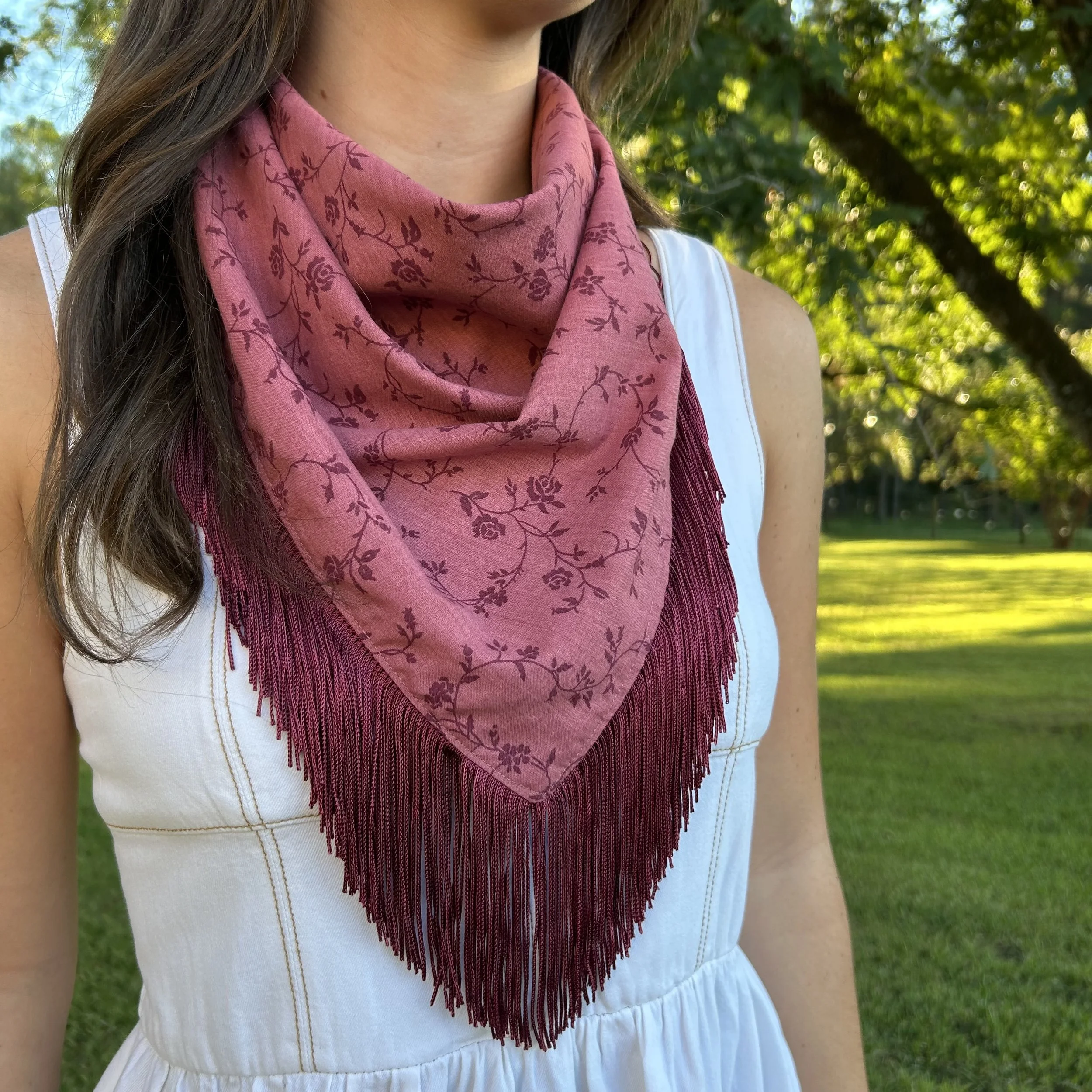 "Bulldog Belle" - maroon fringe