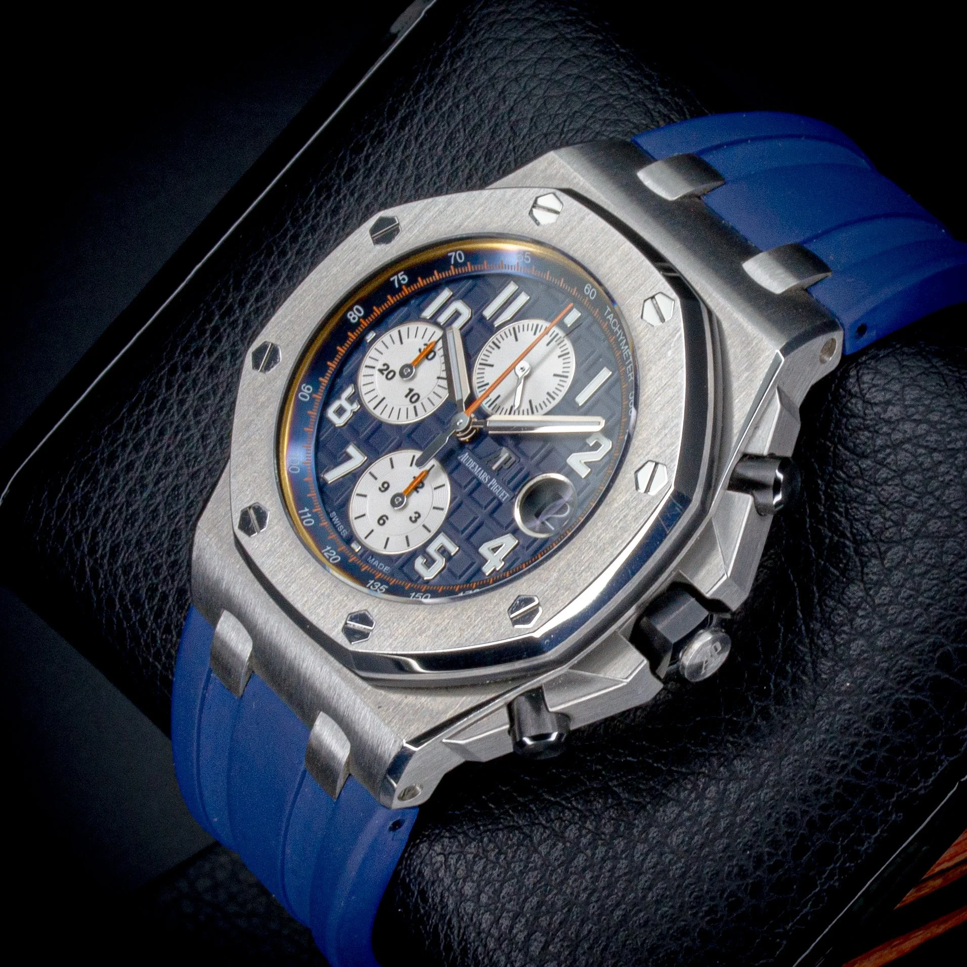 Audemars Piguet 26470St "NAVY" - Complete Set