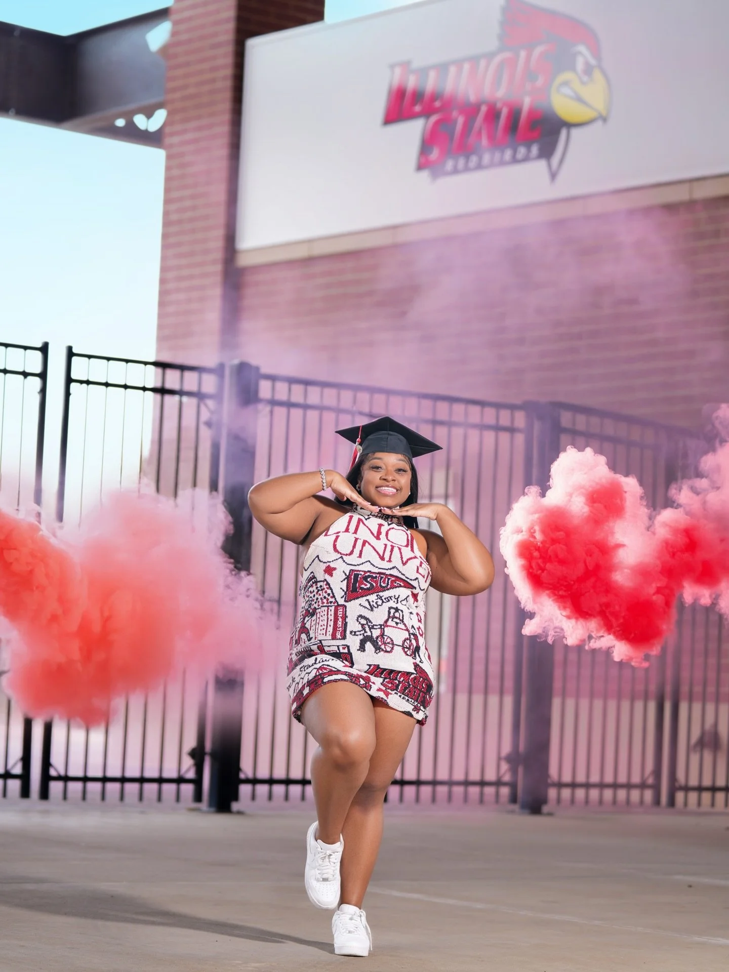 Future CFO in the making 💫 
&bull;&bull;
Now Accepting Spring Graduates 🎓✨
&bull;&bull;
Photos@sorealvsn.com
Appointment Link in bio 
&bull;&bull;
#sorealvsn  #SRV #illinoisstateuniversity #graduationphotographer