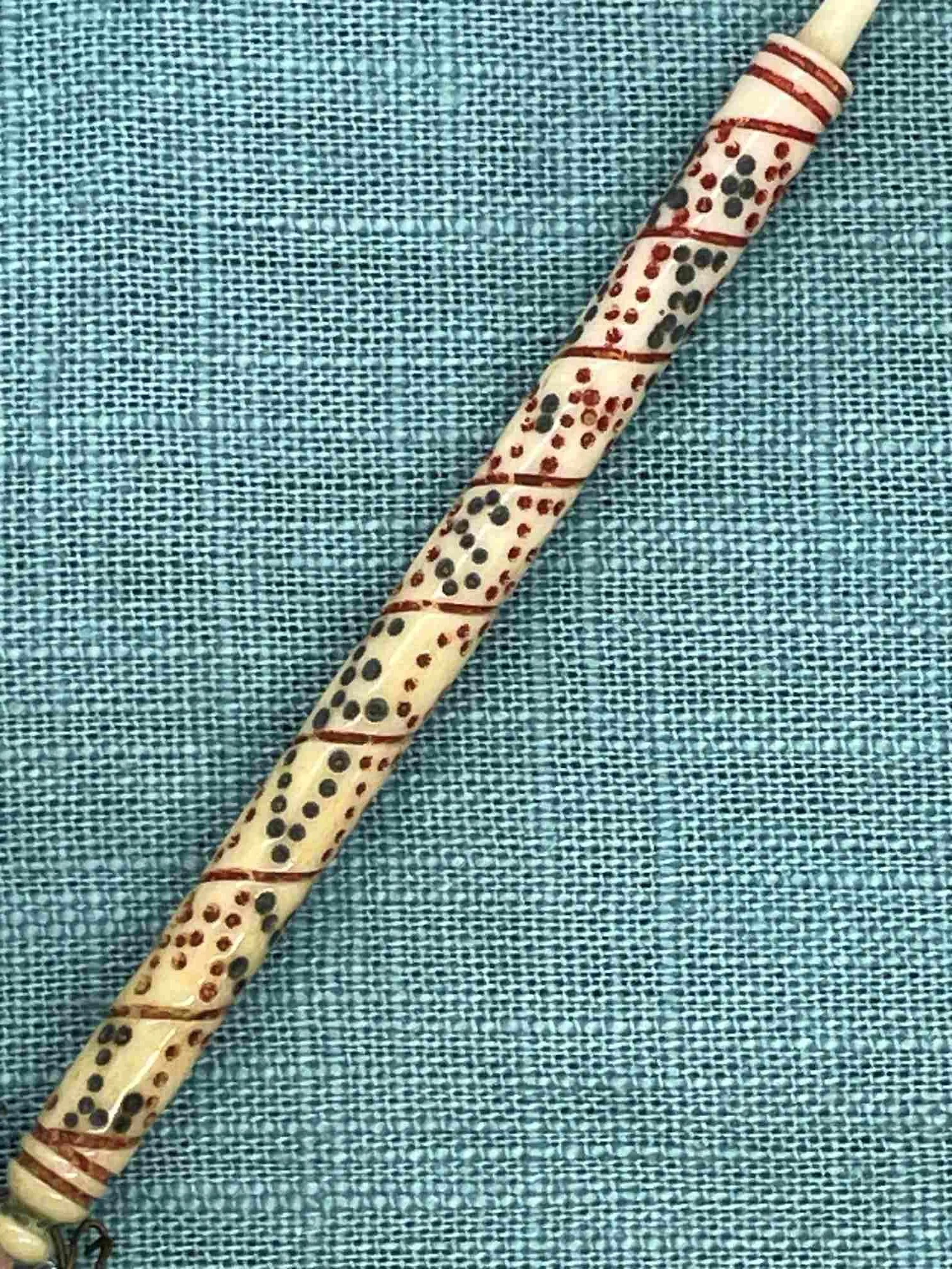 W10 Antique bone shaft d.JPG