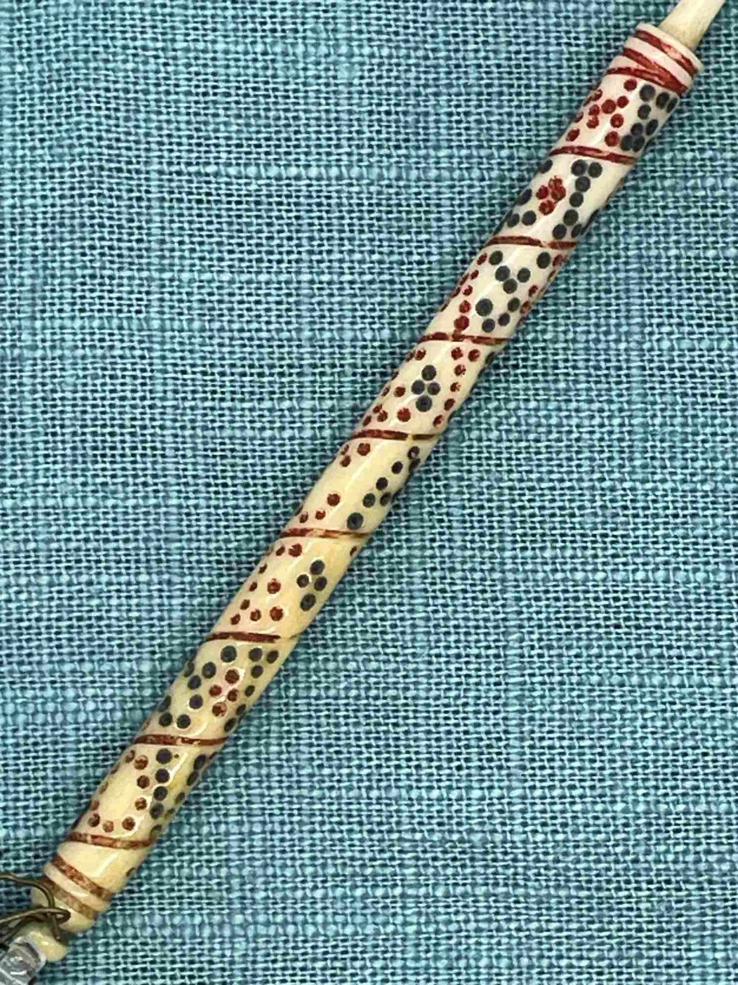 W10 Antique bone shaft a.JPG