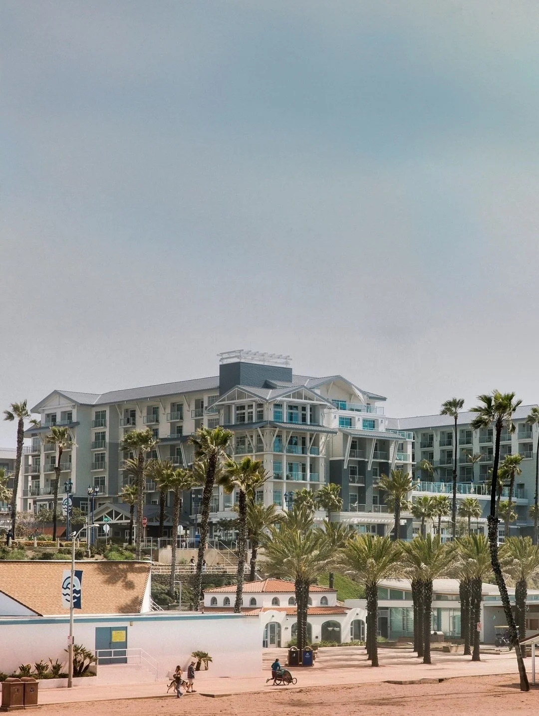 There&rsquo;s no better place to soak in the coastal charm of Southern California than @theseabird and @missionpacifichotel. 

With oceanfront views, endless spaces for groups to gather, and that signature blend of laid-back luxury, these sister prop