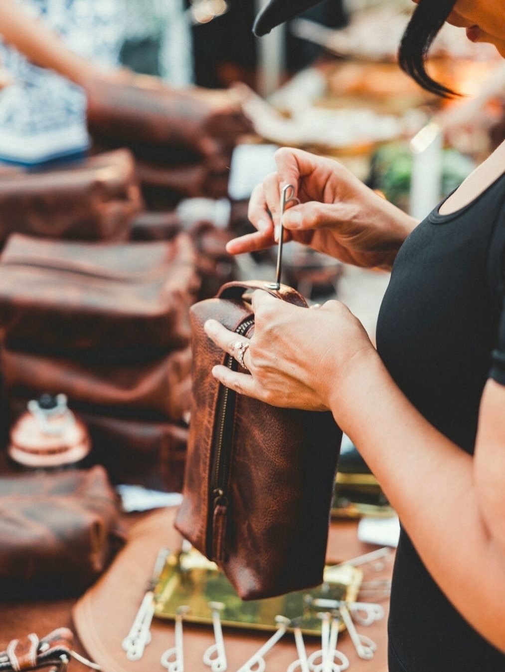 Gifting that connects.
⠀⠀⠀⠀⠀⠀⠀⠀⠀
Our experiential gifting bars turn moments into memories through real-time craftsmanship, personalized keepsakes, and intentional design that lasts long after the event.
⠀⠀⠀⠀⠀⠀⠀⠀⠀
Ready to elevate your next event?
Dow