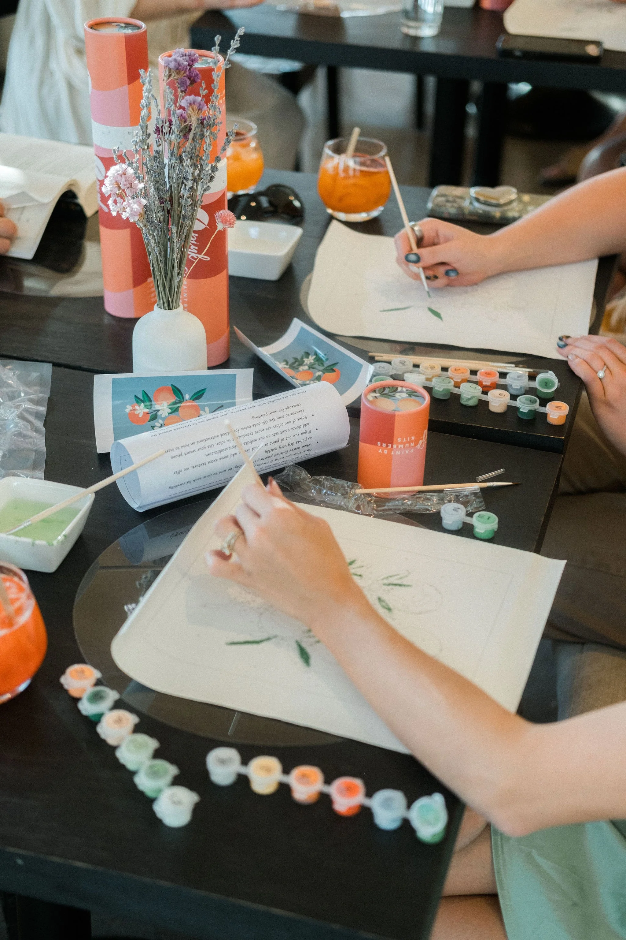 outdoor painting workshop inspired by flora