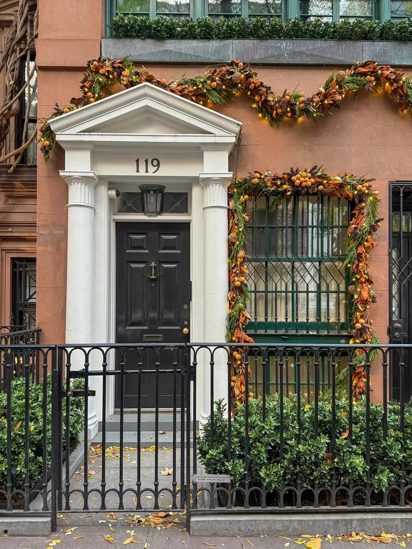 happy thanksgiving upper east siders🦃&hearts;️