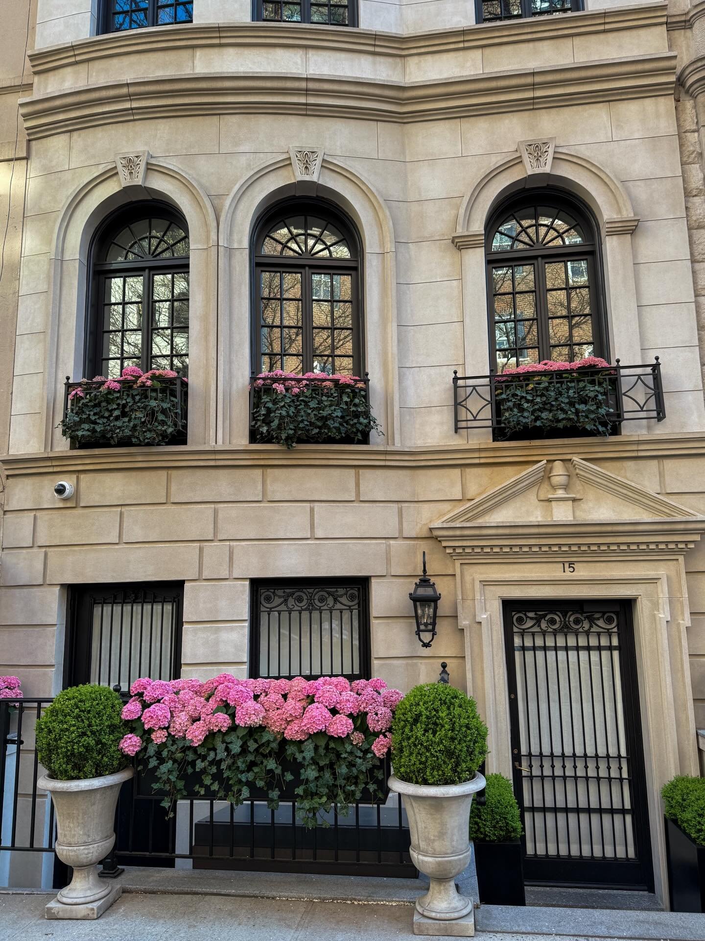 spring time on the upper east side🌸🌷
