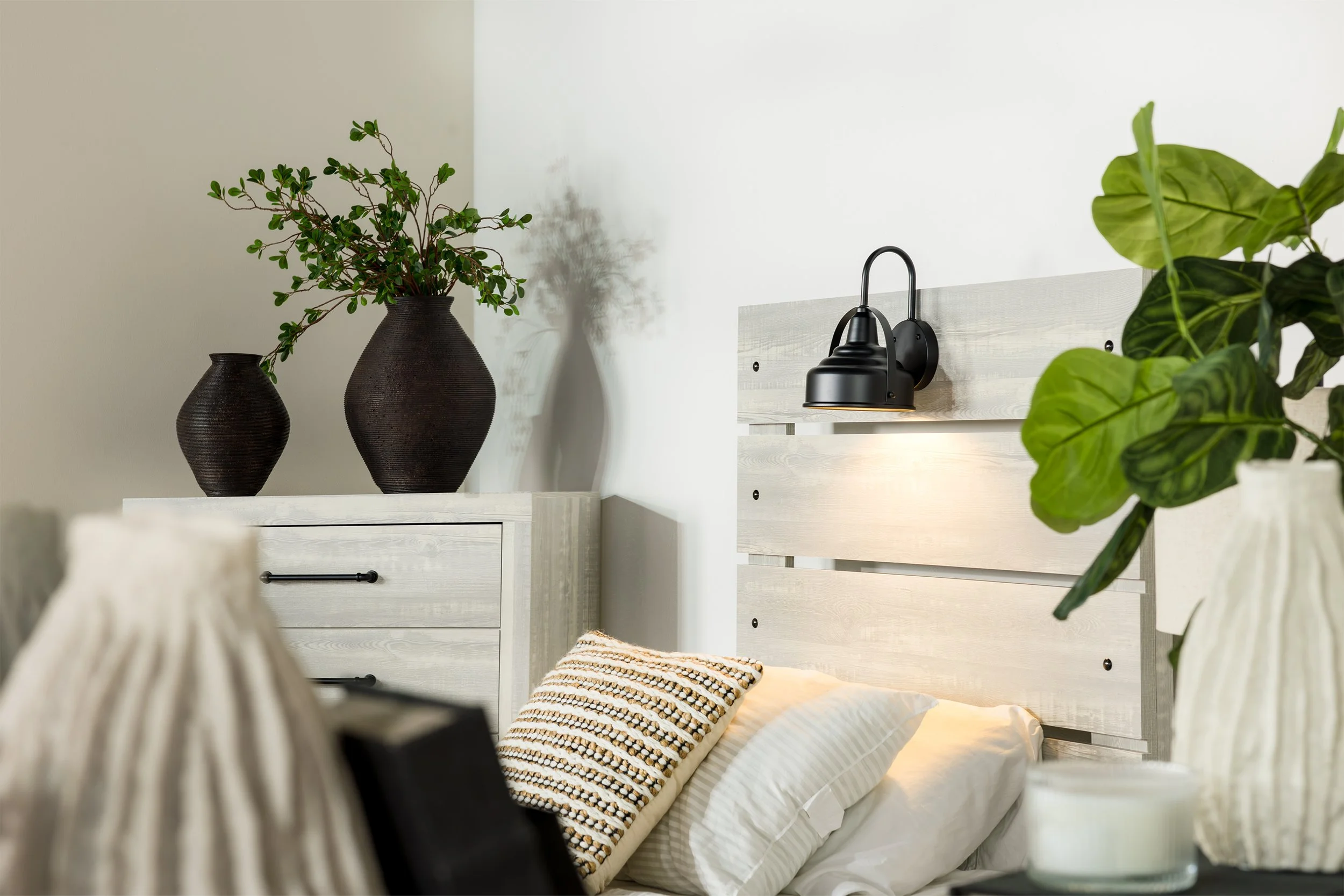 Dallas Headboard Detail.jpg