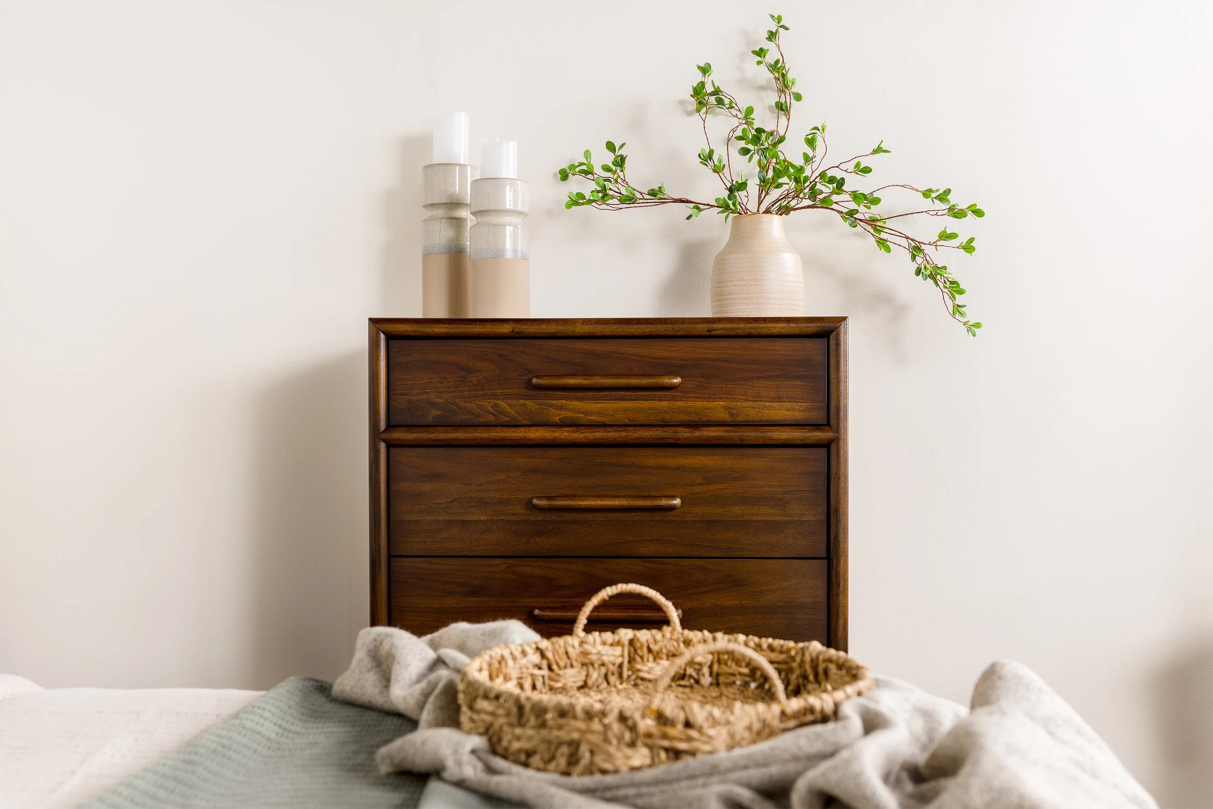 Elm Queen Upholstered Bed With Lights and Chest In Brown.jpg