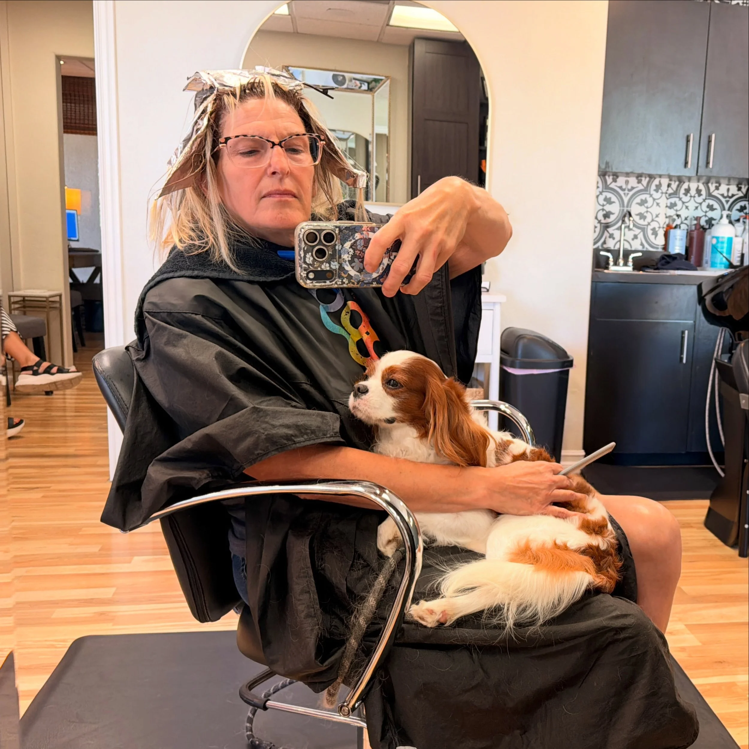 Guest of honor at my hair appointment today: Jameson napped a bit and made some new friends/fans as he waited for his guardian Alyssa to return from her travels and take him back to her cozy couch. 💖