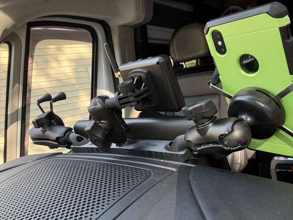 2022+ Ram Promaster Accessory / Phone Mounting Bar