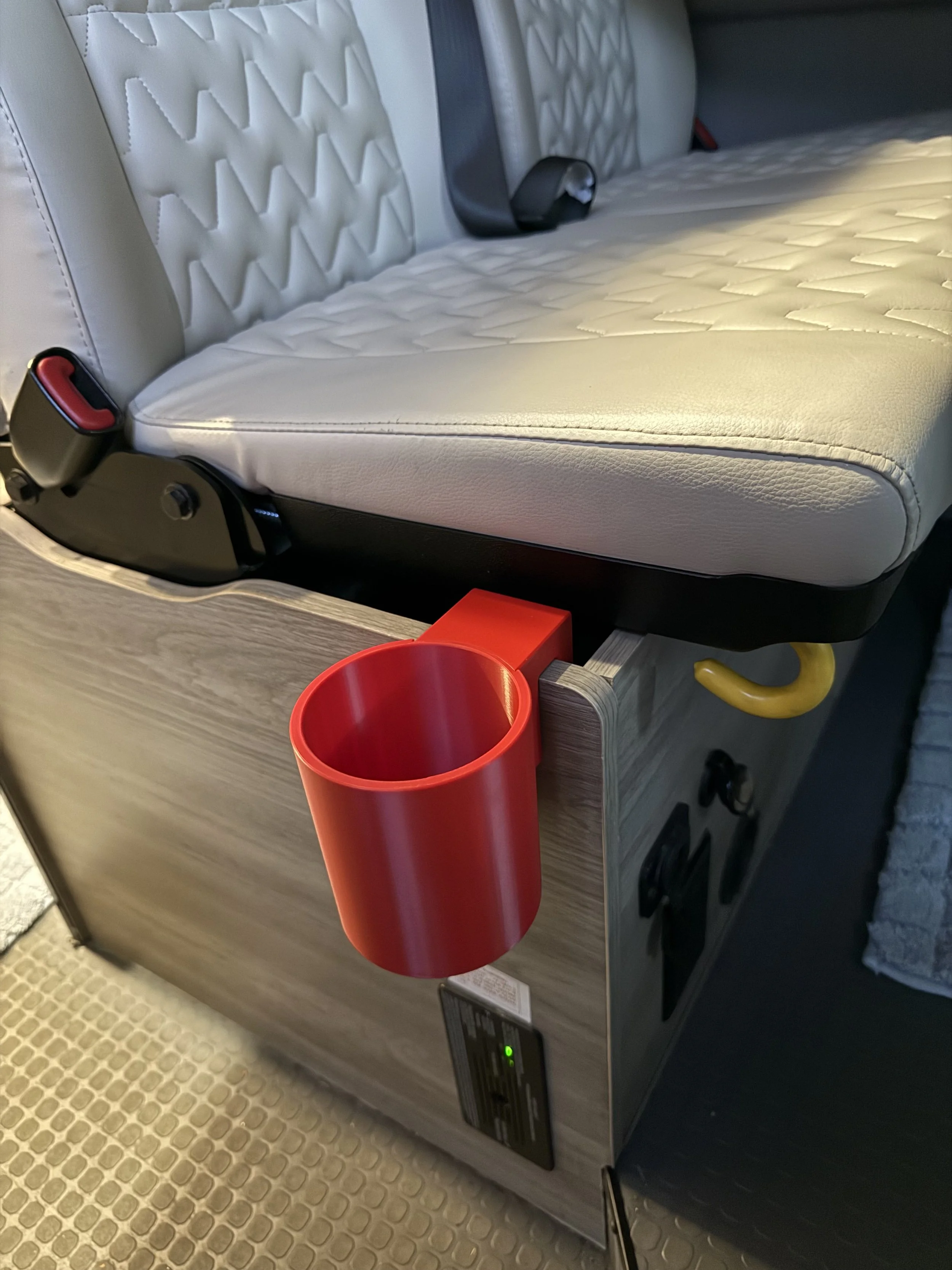Dual Mode Rear Passenger Cupholder