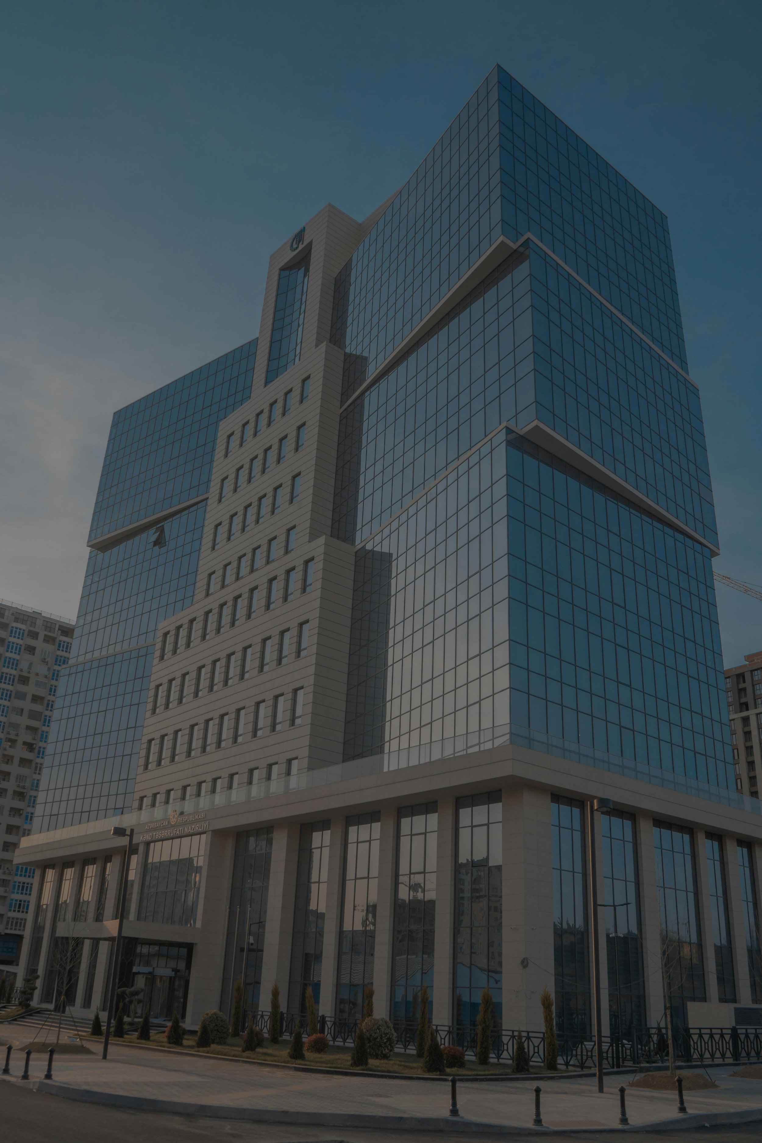 Why Smart Building Owners Start Thinking About Heat Before Summer Ends