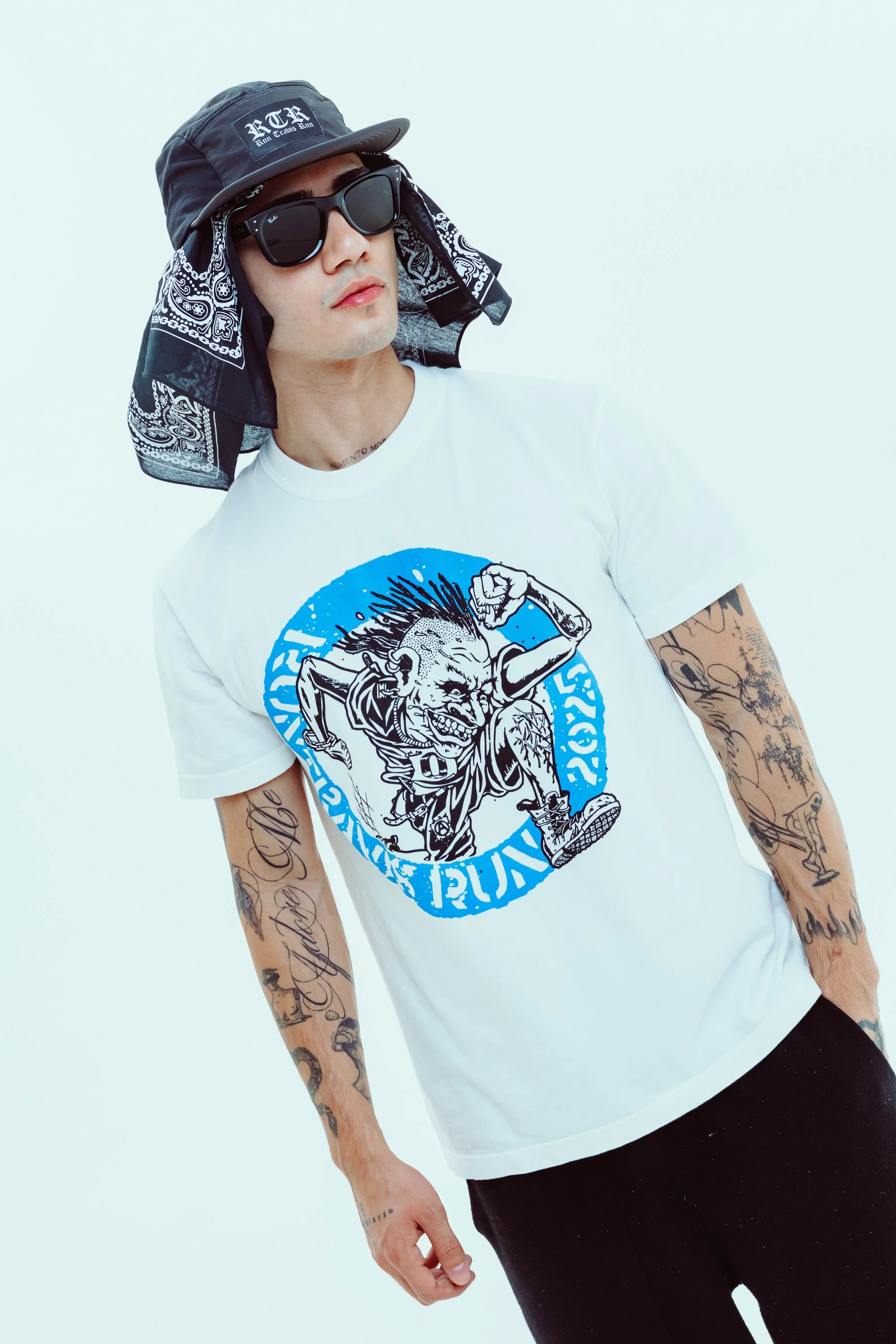 DanielRojas-FogAgain-MI-RTR-Merch-80.jpg