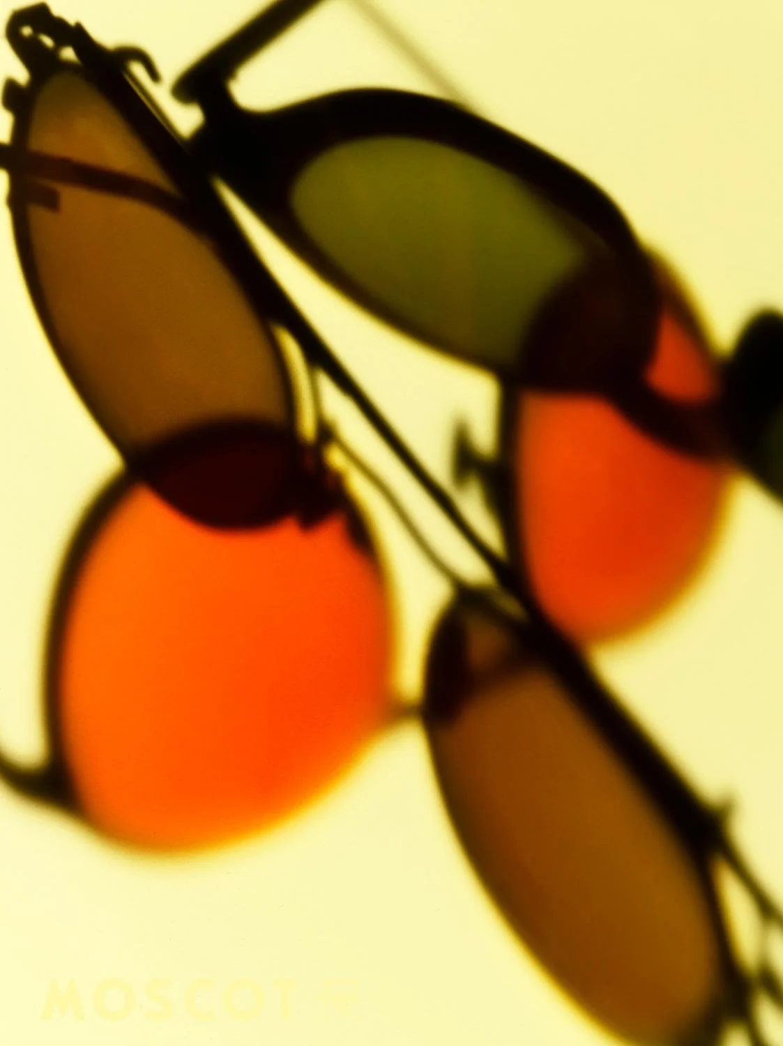luxury-abstract-eyeglass-product-photography.jpg