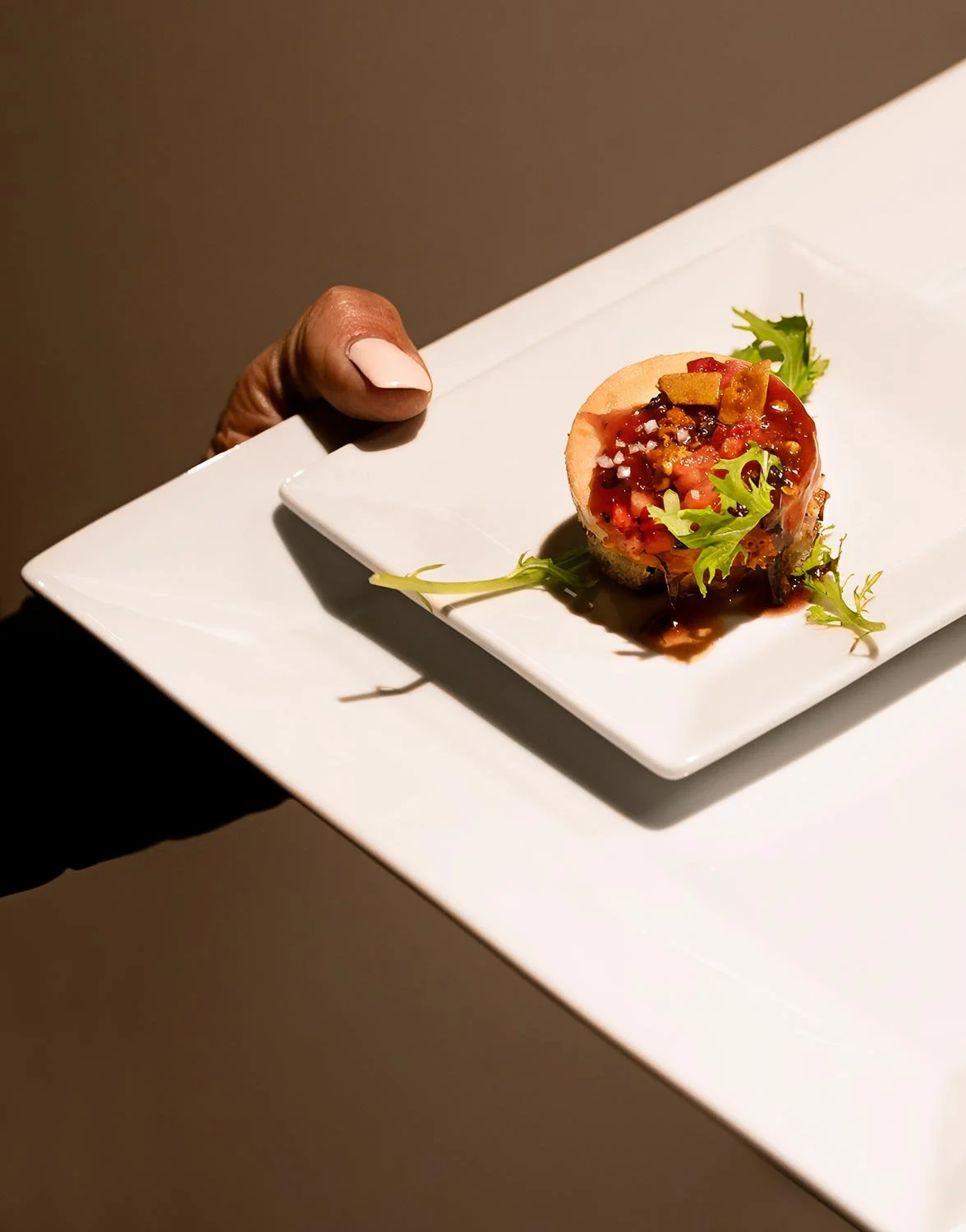 conceptual-minimalism-finedining-food-photo.jpg