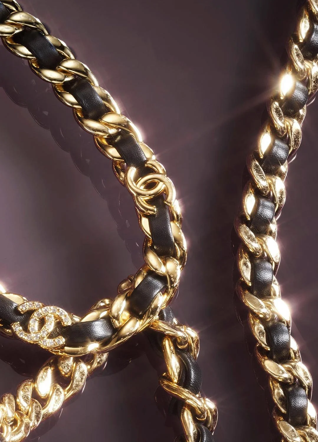 luxury-handbag-gold-editorial-photography.jpg