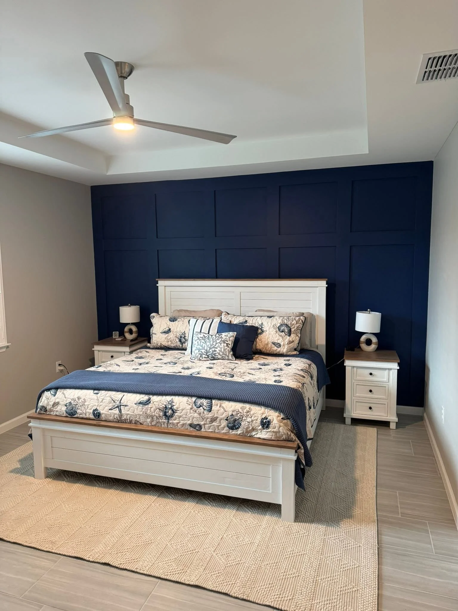 grid accent wall in blue