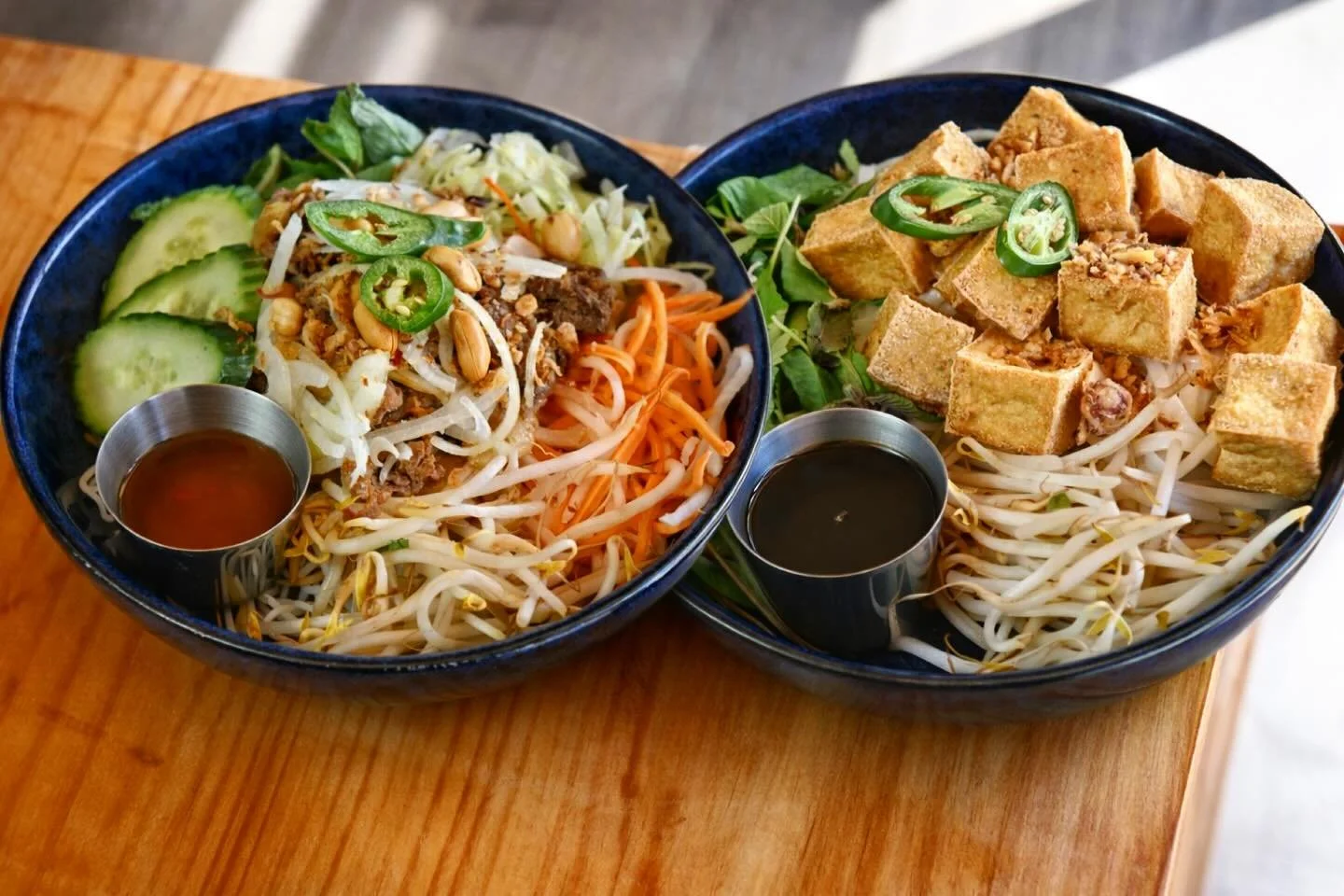 Fresh Vermicelli Salad Bowl 🥗 + bold Pho Dry Bowl 🍜
Light, filling, and packed with real Vietnamese flavour &mdash; your go-to combo at Pho Real.
#PhoReal #VermicelliBowl #PhoDry #VietnameseFood #BrisbaneEats #HealthyChoices #FreshEats #FoodieBrisb