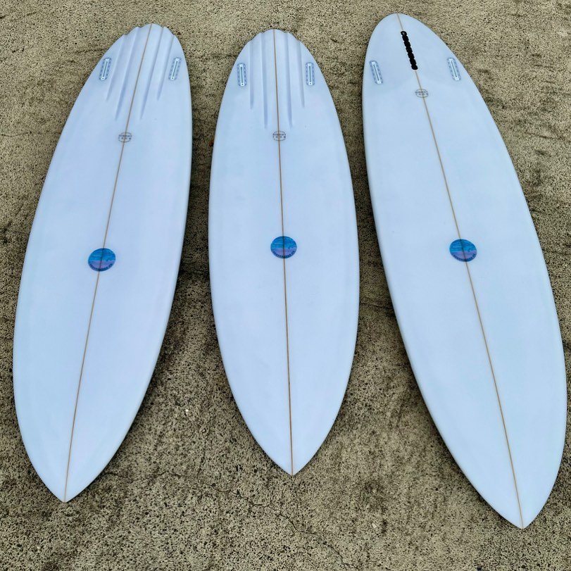 New stock, from left 👉 6&rsquo;6, 6&rsquo;2 Channel TMF, 7&rsquo;0 Miss Modular 🤗 #surfsunshinecoast #shaping #channelbottoms #singlefin #twinfin