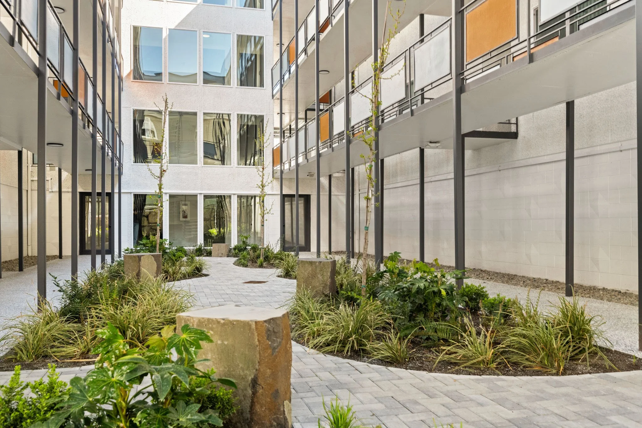 008-10746 16th Ave SW-8.jpg
