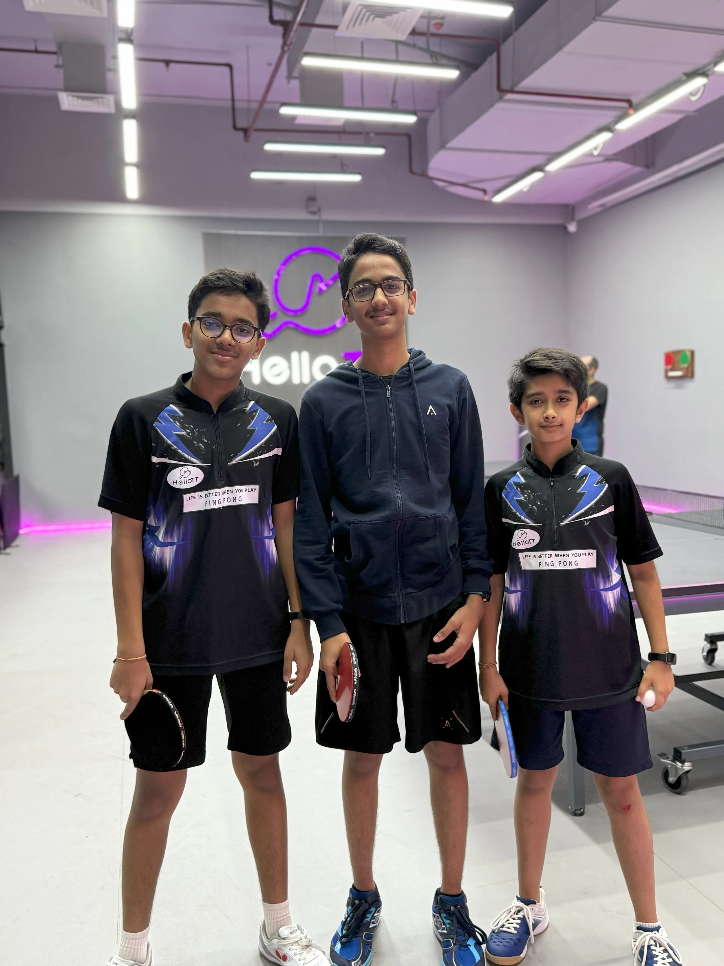 Group photo of young players at HelloTT