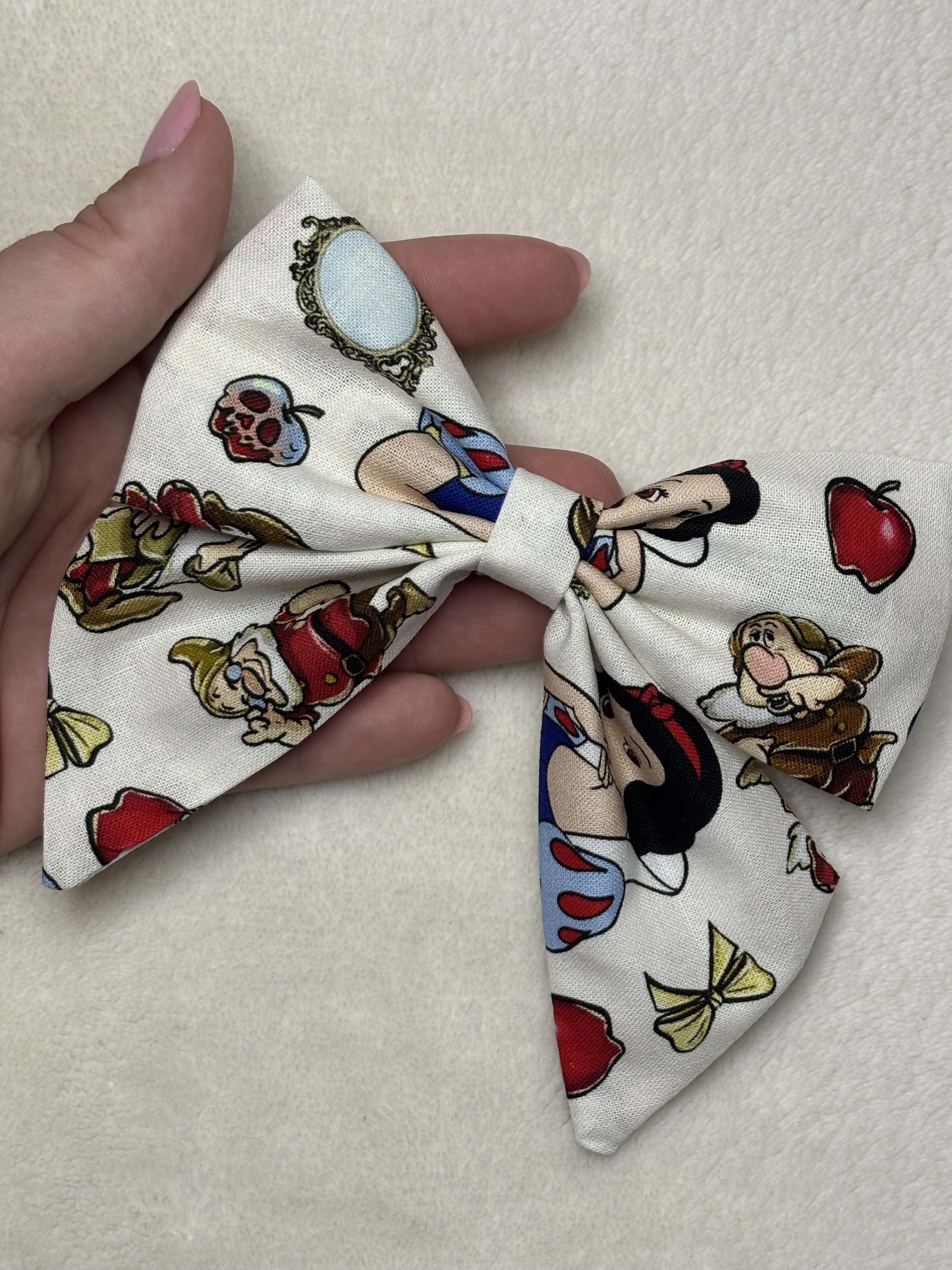 Snow White occasion bow