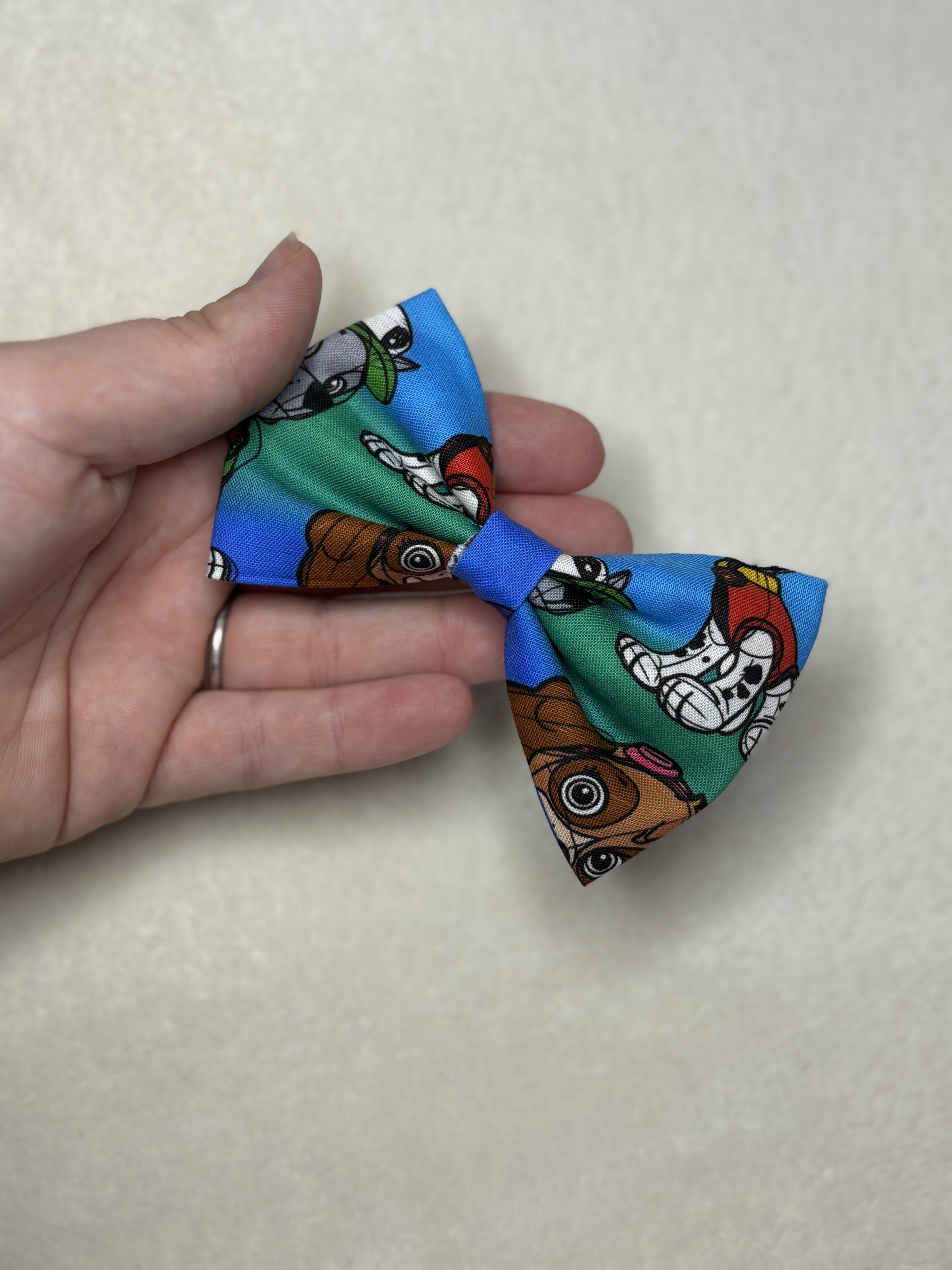 Paw patrol 4’’ bow