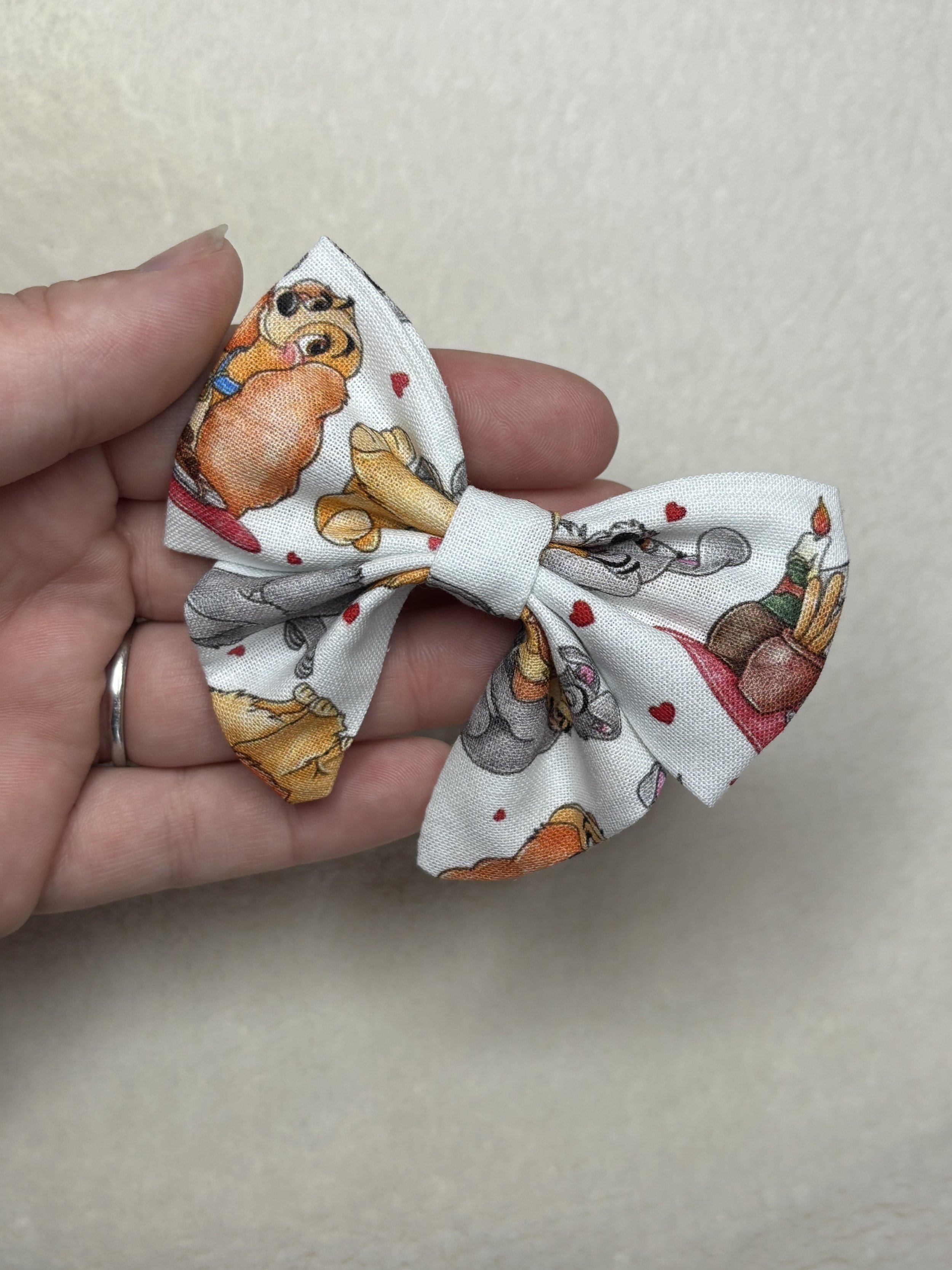 Lady and the tramp small tailed bow