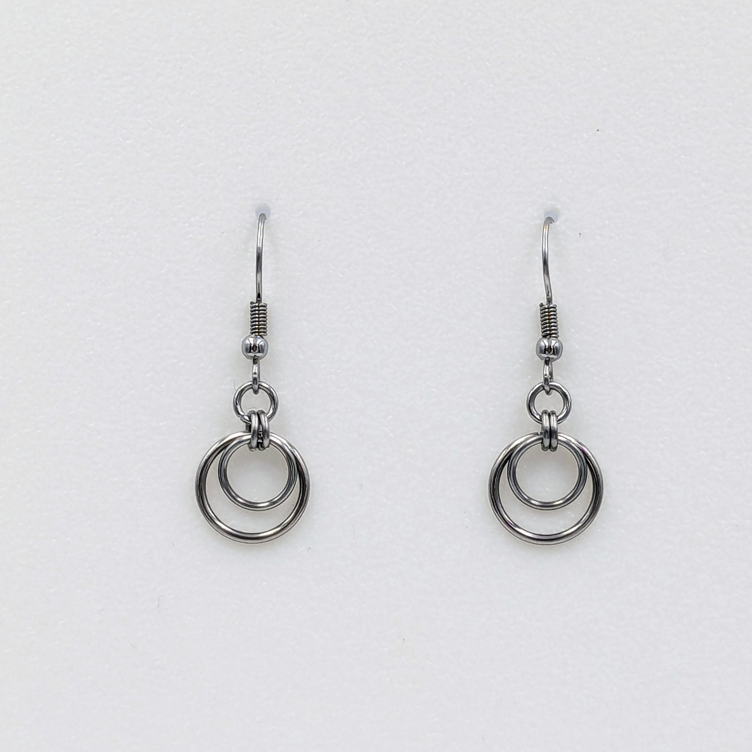 inox-boucles-doreilles-twircles-doubles-anneaux-4.jpg