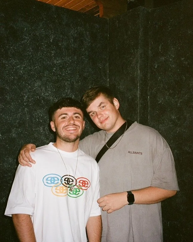 D8 ROSTER UPDATE 💫

Been a massive few weeks for all three of our artists - big sets around the globe, big releases announced and momentum building on all fronts. 

Obsk&uuml;r - the boys have been in red hot form lately. Currently on the final lap 