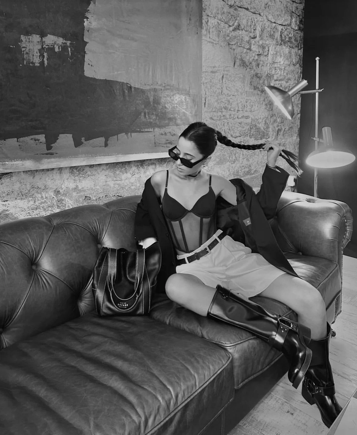 Creación de contenido de moda, estilismo para Instagram, asesoría en TikTok, contenido estético, fashion content para marcas y agencias PR en Punta del Este, servicios online y remotos, fashion stylist certificada por Vogue España.