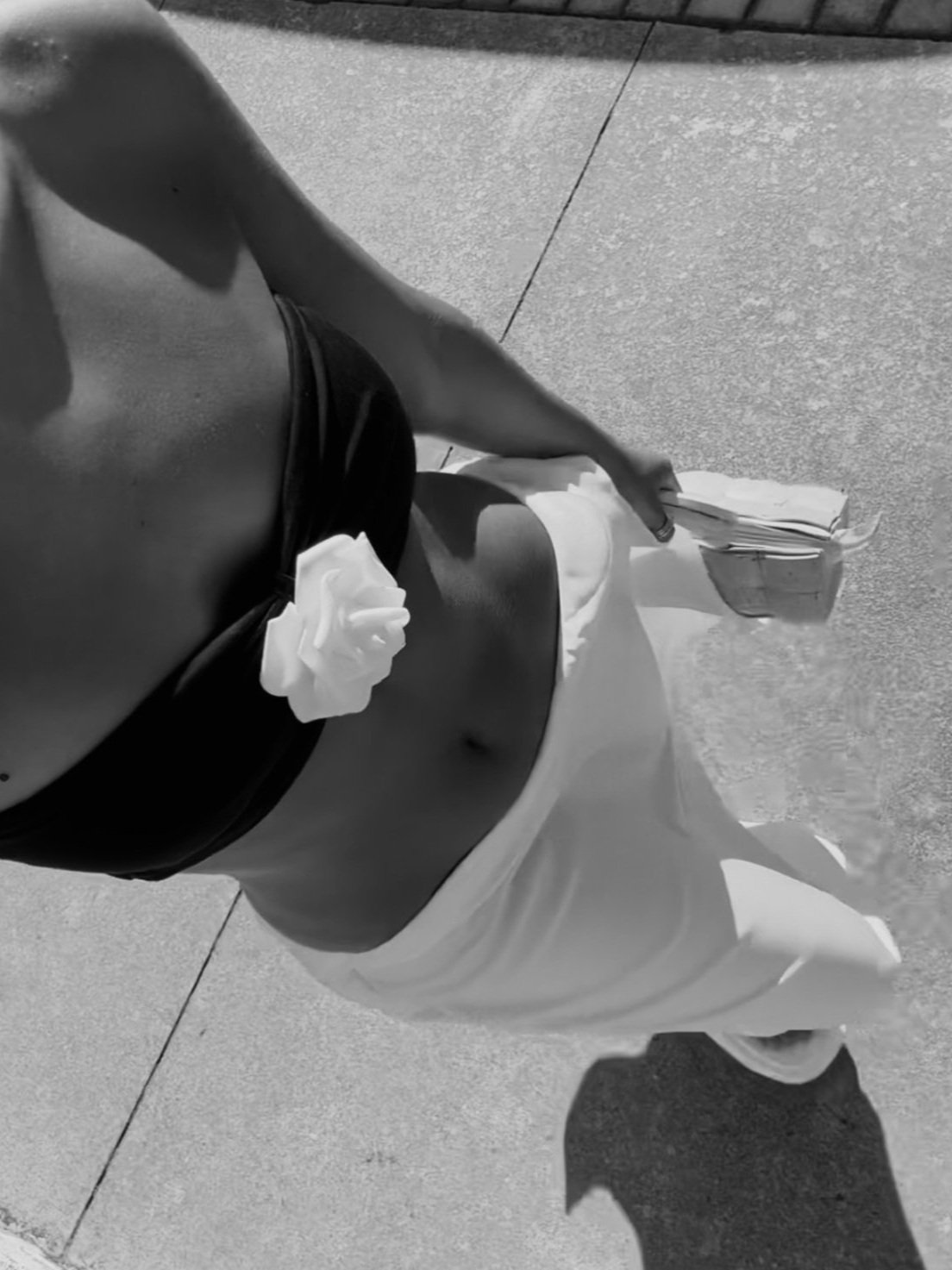 Creación de contenido de moda, estilismo para Instagram, asesoría en TikTok, contenido estético, fashion content para marcas y agencias PR en Punta del Este, servicios online y remotos, fashion stylist certificada por Vogue España.