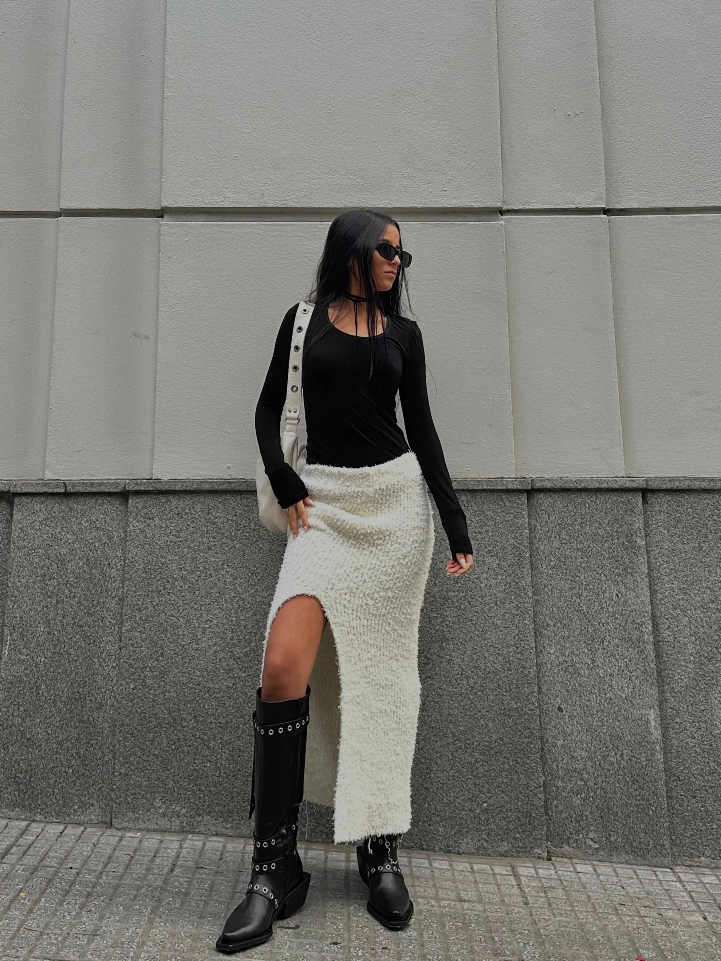 Creación de contenido de moda, estilismo para Instagram, asesoría en TikTok, contenido estético, fashion content para marcas y agencias PR en Buenos Aires, servicios online y remotos, fashion stylist certificada por Vogue España.