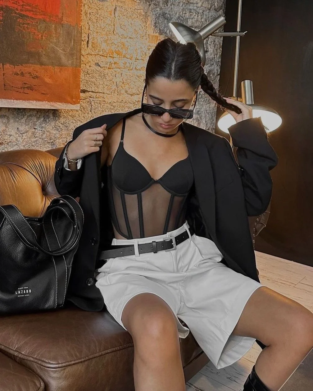 Creación de contenido de moda, estilismo para Instagram, asesoría en TikTok, contenido estético, fashion content para marcas y agencias PR en Punta del Este, servicios online y remotos, fashion stylist certificada por Vogue España.