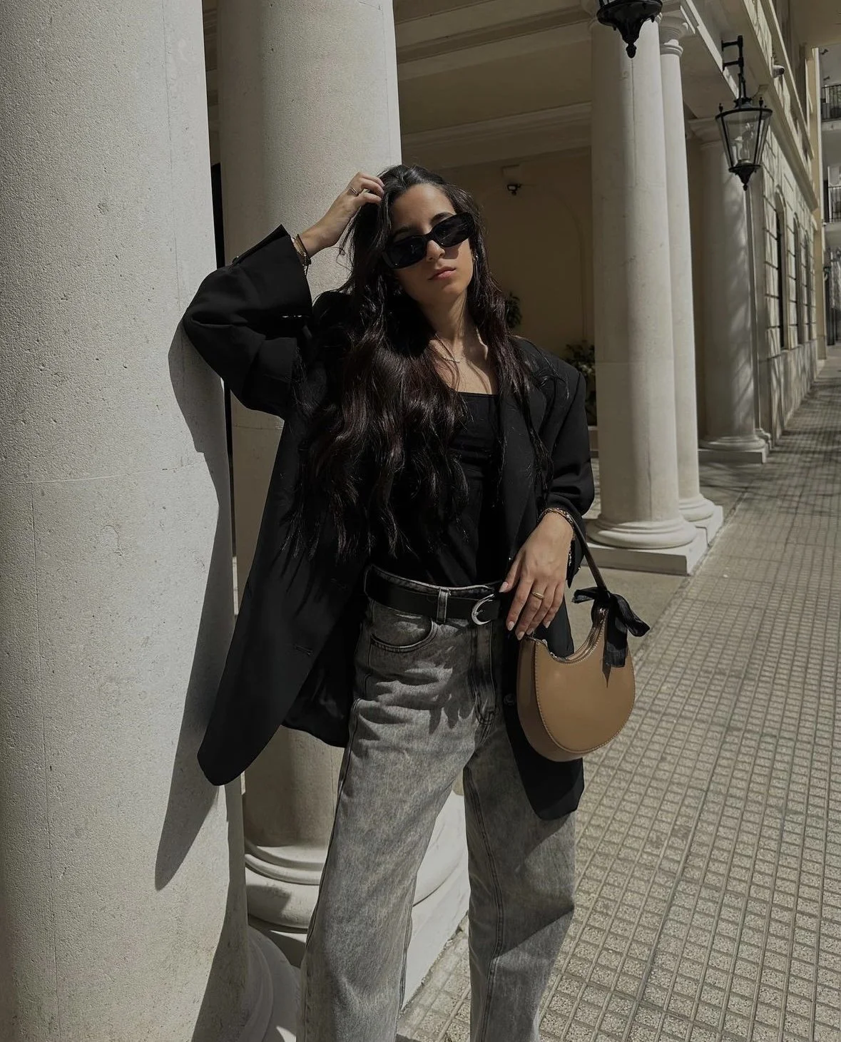 Creación de contenido de moda, estilismo para Instagram, asesoría en TikTok, contenido estético, fashion content para marcas y agencias PR en Buenos Aires, servicios online y remotos, fashion stylist certificada por Vogue España.