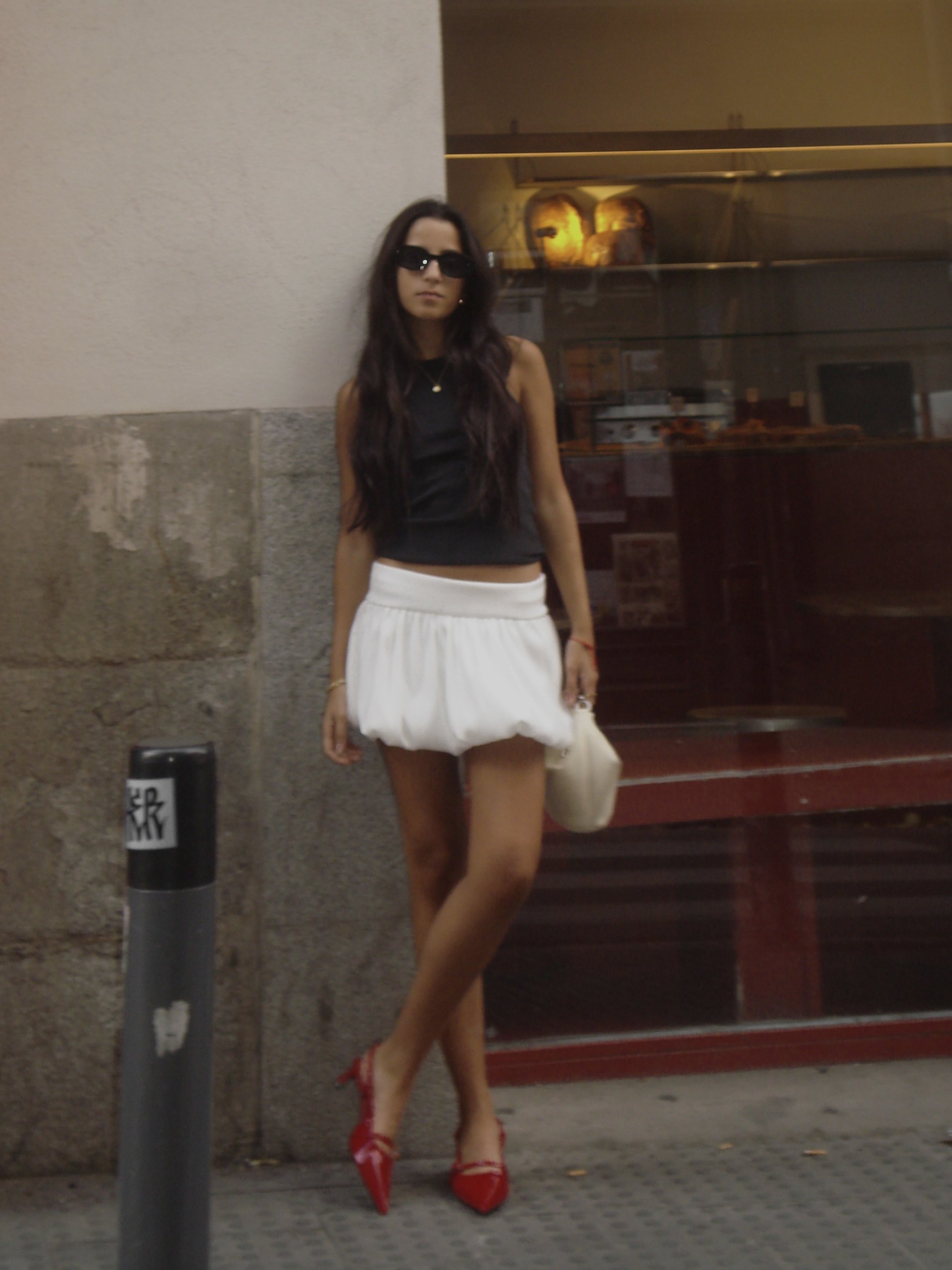 Bianca Barese Estilista de Moda en Madrid Certificada por Vogue España Servicios UGC para Marcas de Moda Online. Asesoramiento de Imagen Online. Comunicadora de Moda. Editoriales para Revistas de Moda. Editoriales para Marcas de Moda 