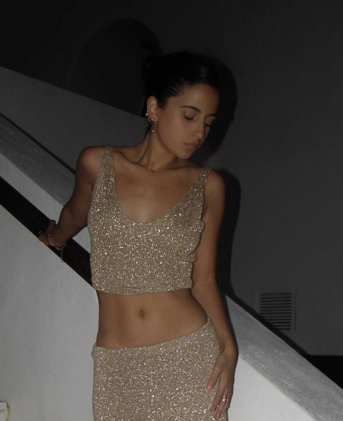 Creación de contenido de moda, estilismo para Instagram, asesoría en TikTok, contenido estético, fashion content para marcas y agencias PR en Punta del Este, servicios online y remotos, fashion stylist certificada por Vogue España.