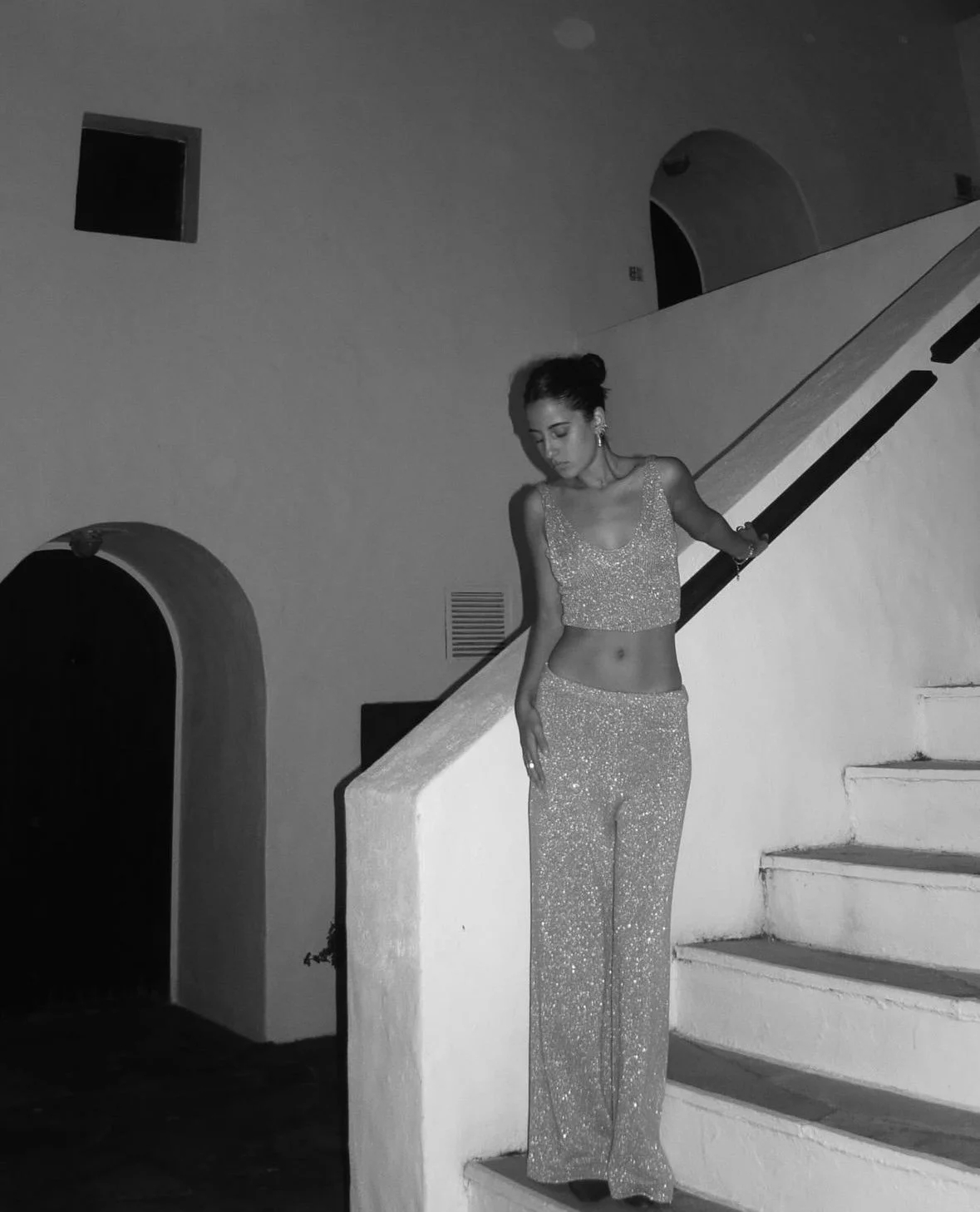 Creación de contenido de moda, estilismo para Instagram, asesoría en TikTok, contenido estético, fashion content para marcas y agencias PR en Punta del Este, servicios online y remotos, fashion stylist certificada por Vogue España.