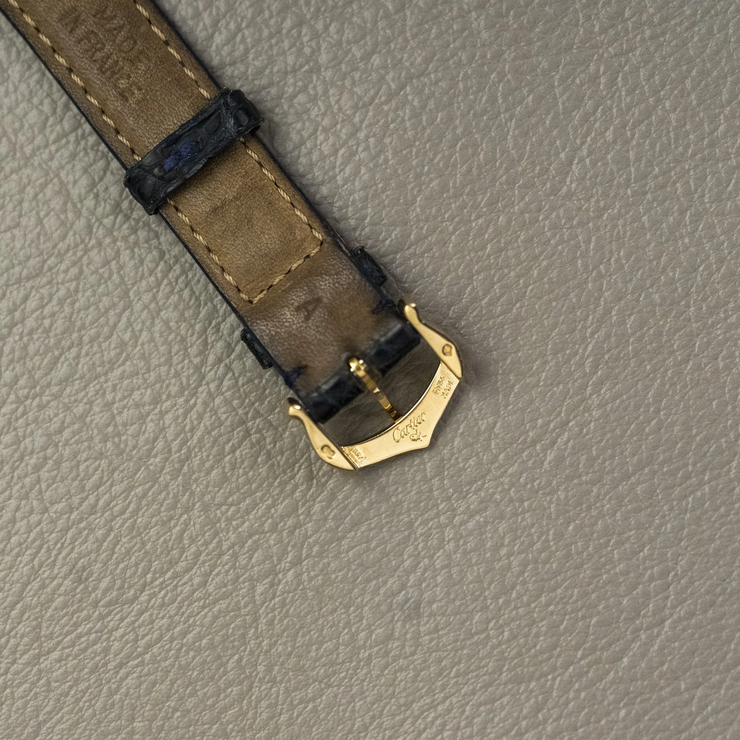 Cartier 1820 MG256937 buckle.jpg