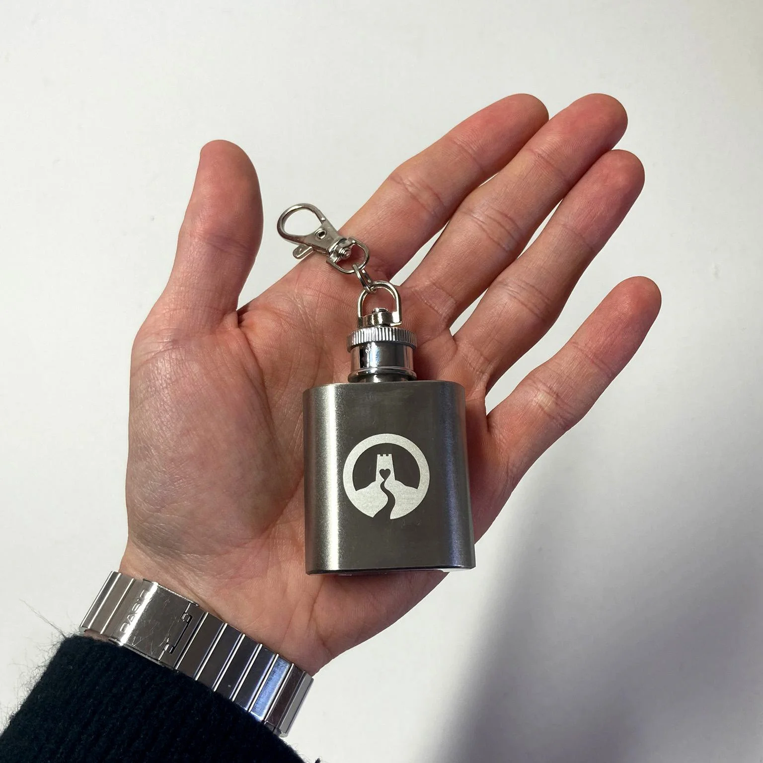 HoTT Mini Flash + Hand.jpg