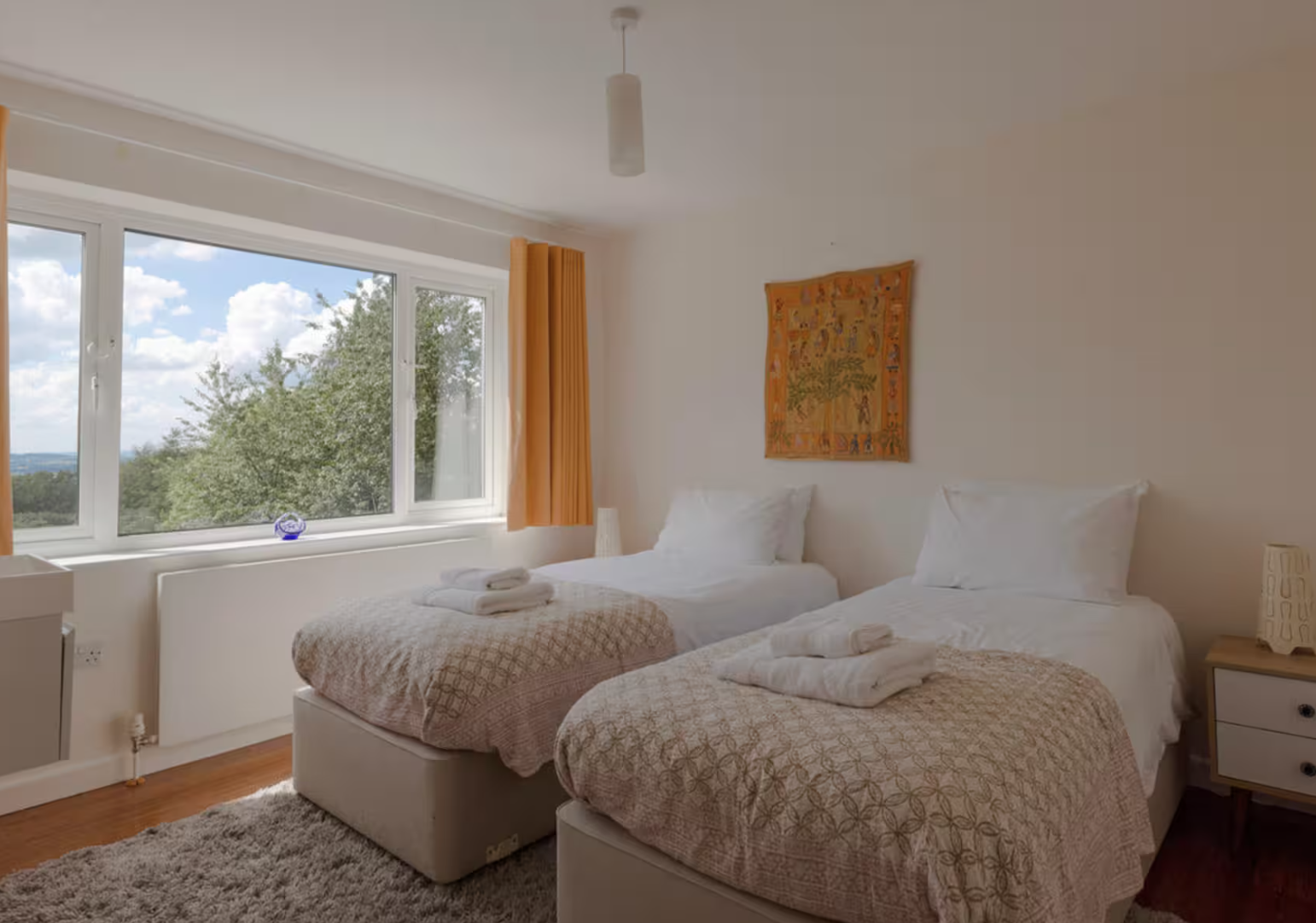 Hilltop House Twin Room 1.png