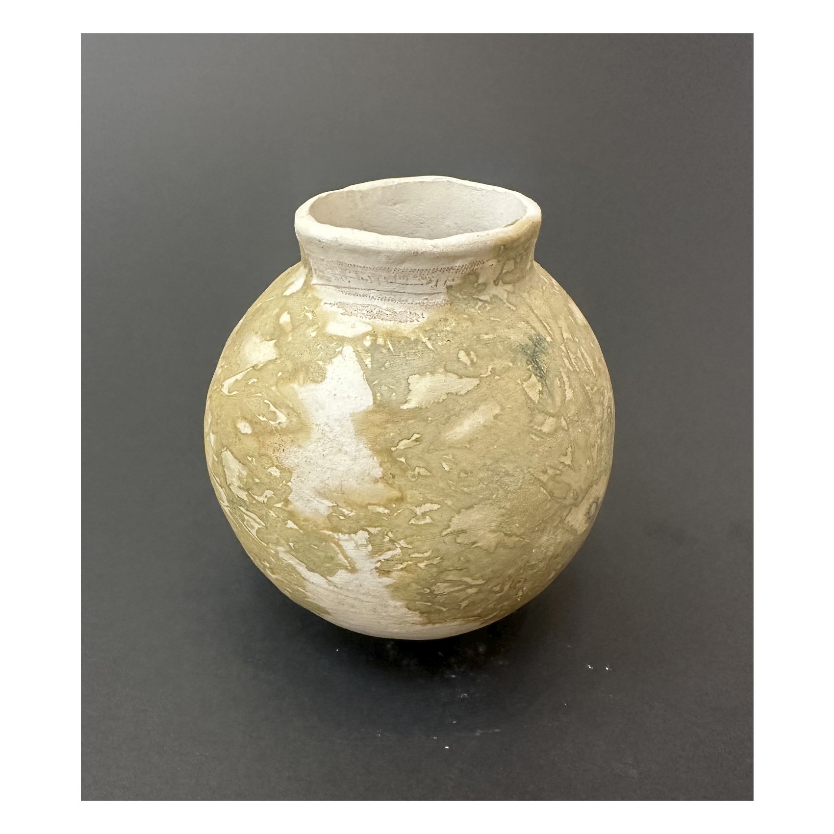 Garanium Moon Jar