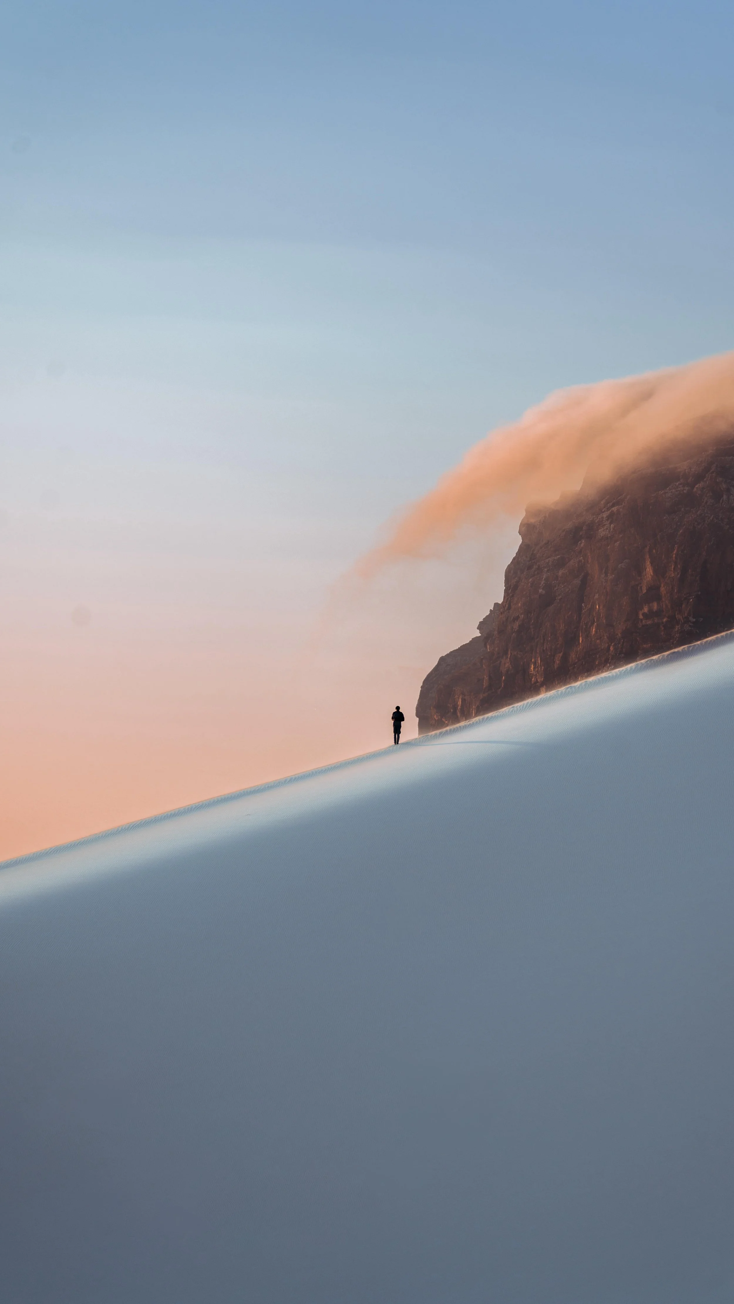 Sign me up for all the adventures! First post from Yemen and I can honestly say this is one of the top 3 trips I’ve ever been on! Thanks to @findsocotra for showing us around their lovely island!