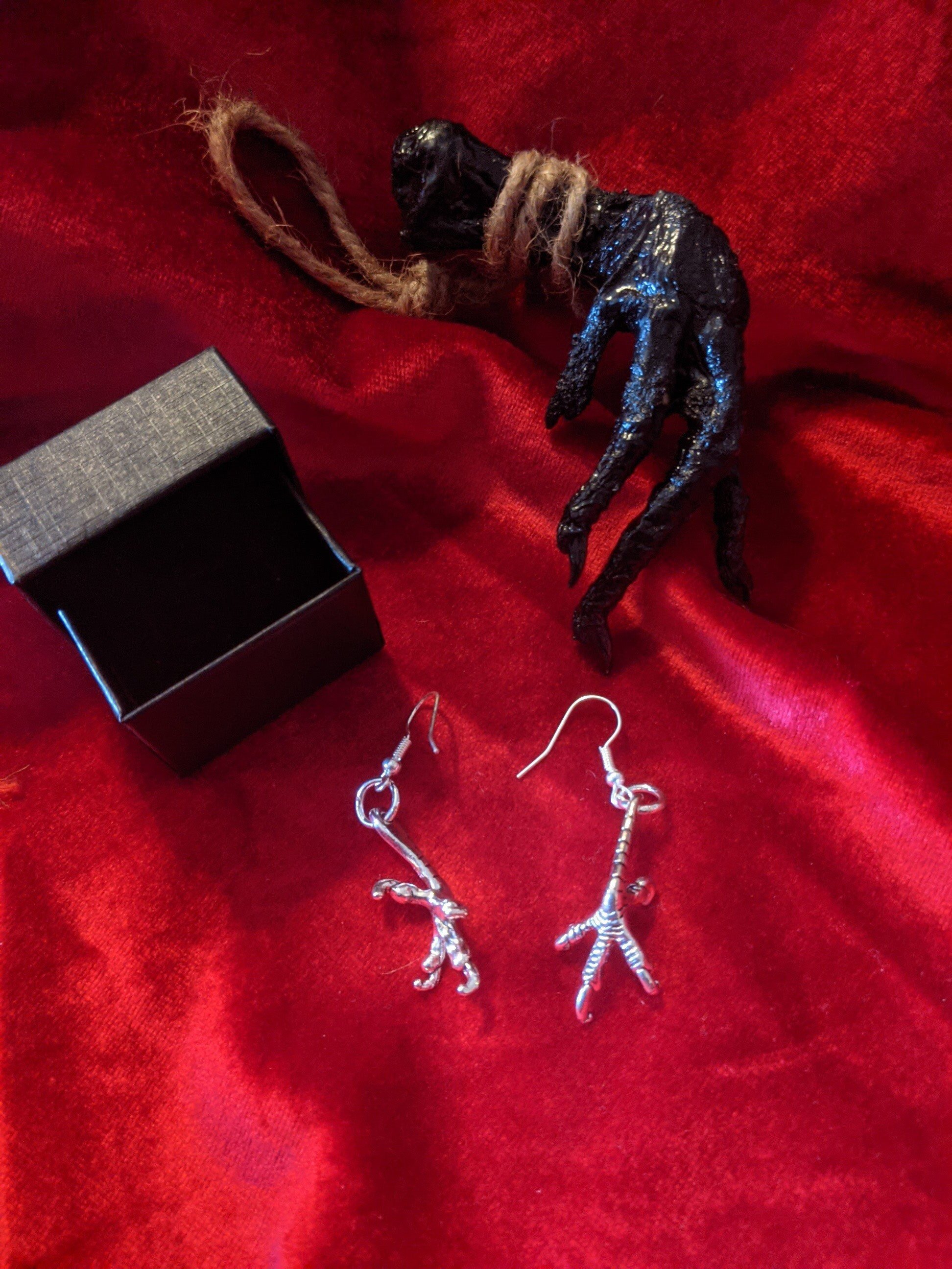 https://i.etsystatic.com/20859394/r/il/04c65e/2968541100/il_fullxfull.2968541100_tcga.jpg