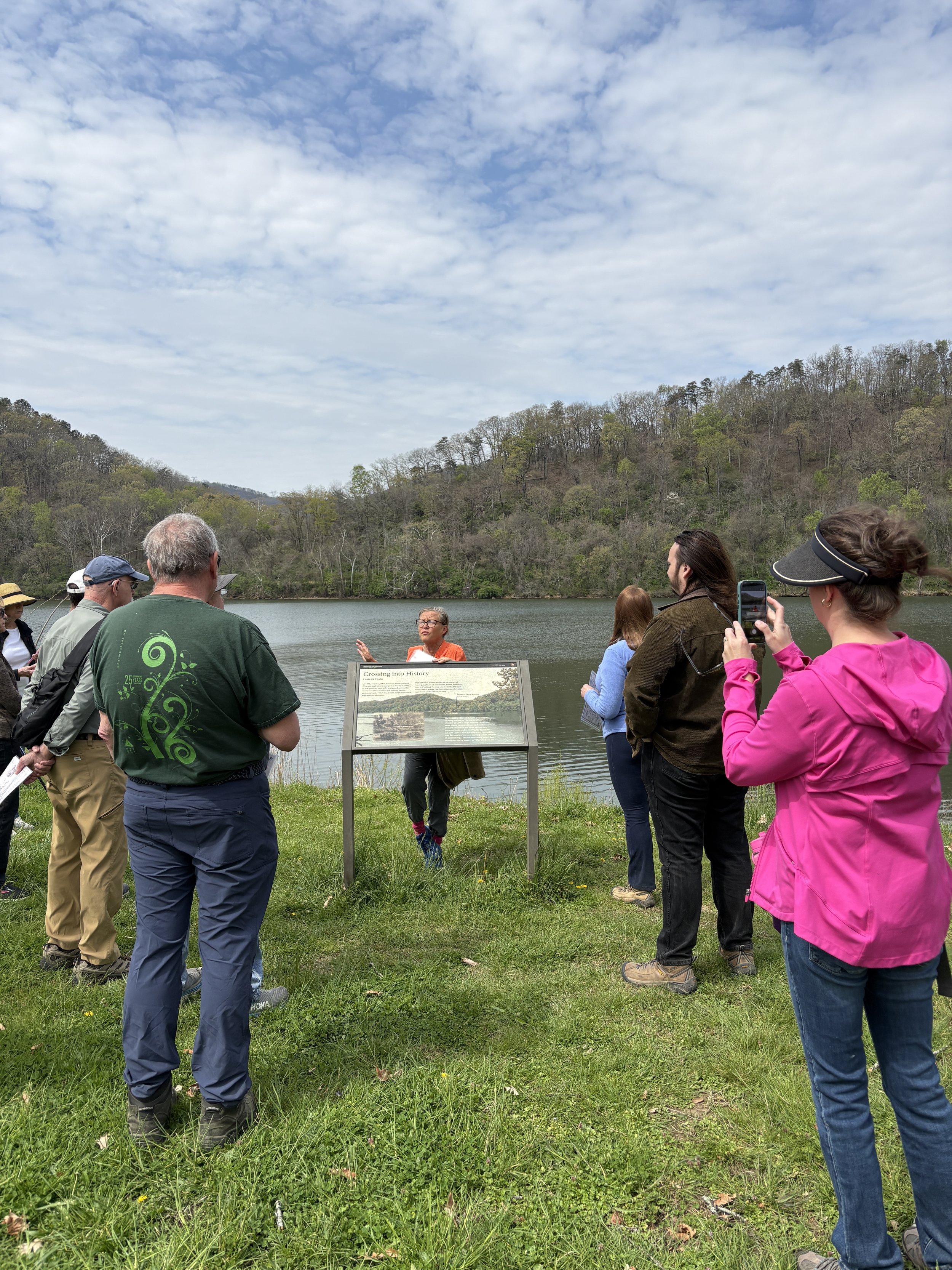 Moccasin Bend Noontime Hike