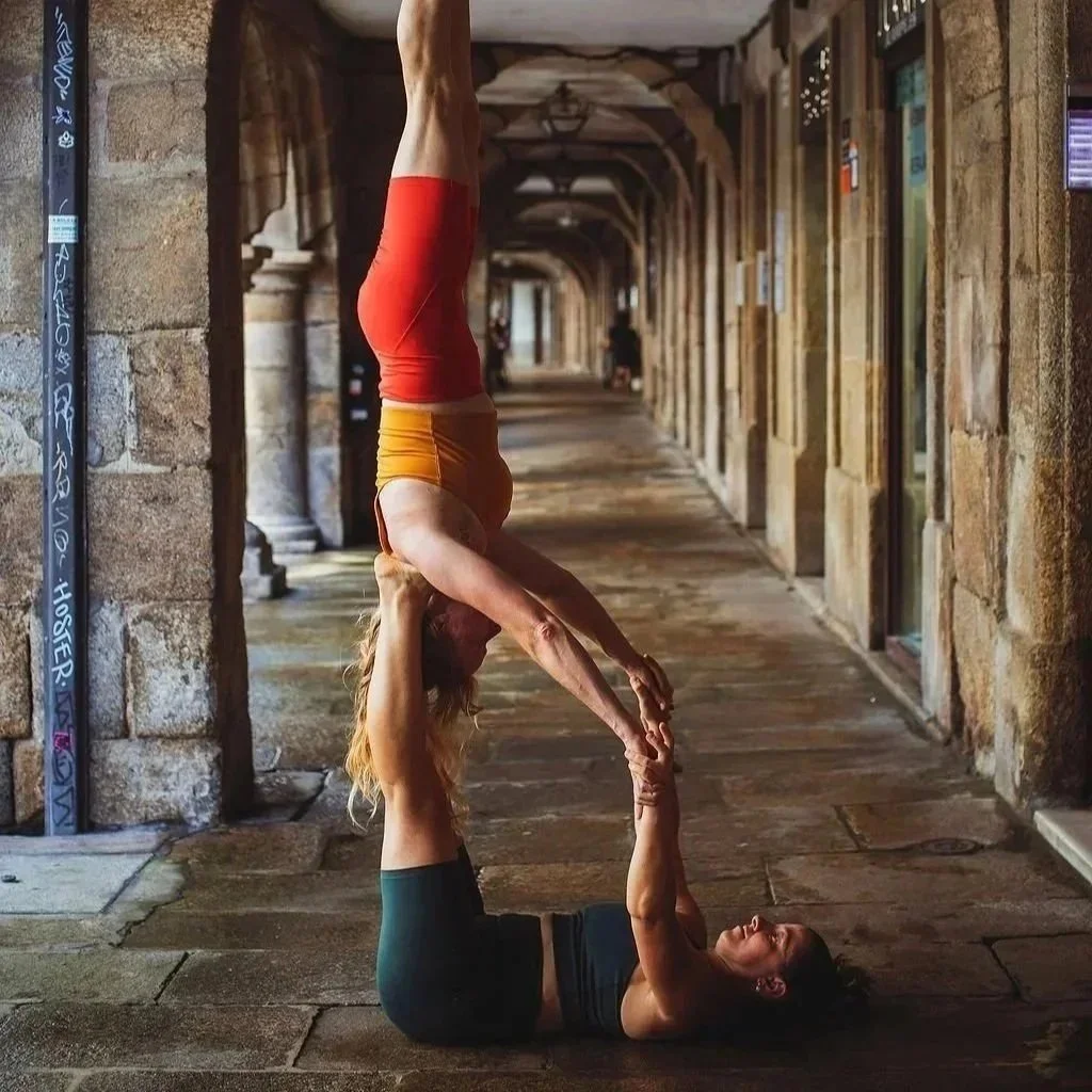 Em & Han Acro Street Show