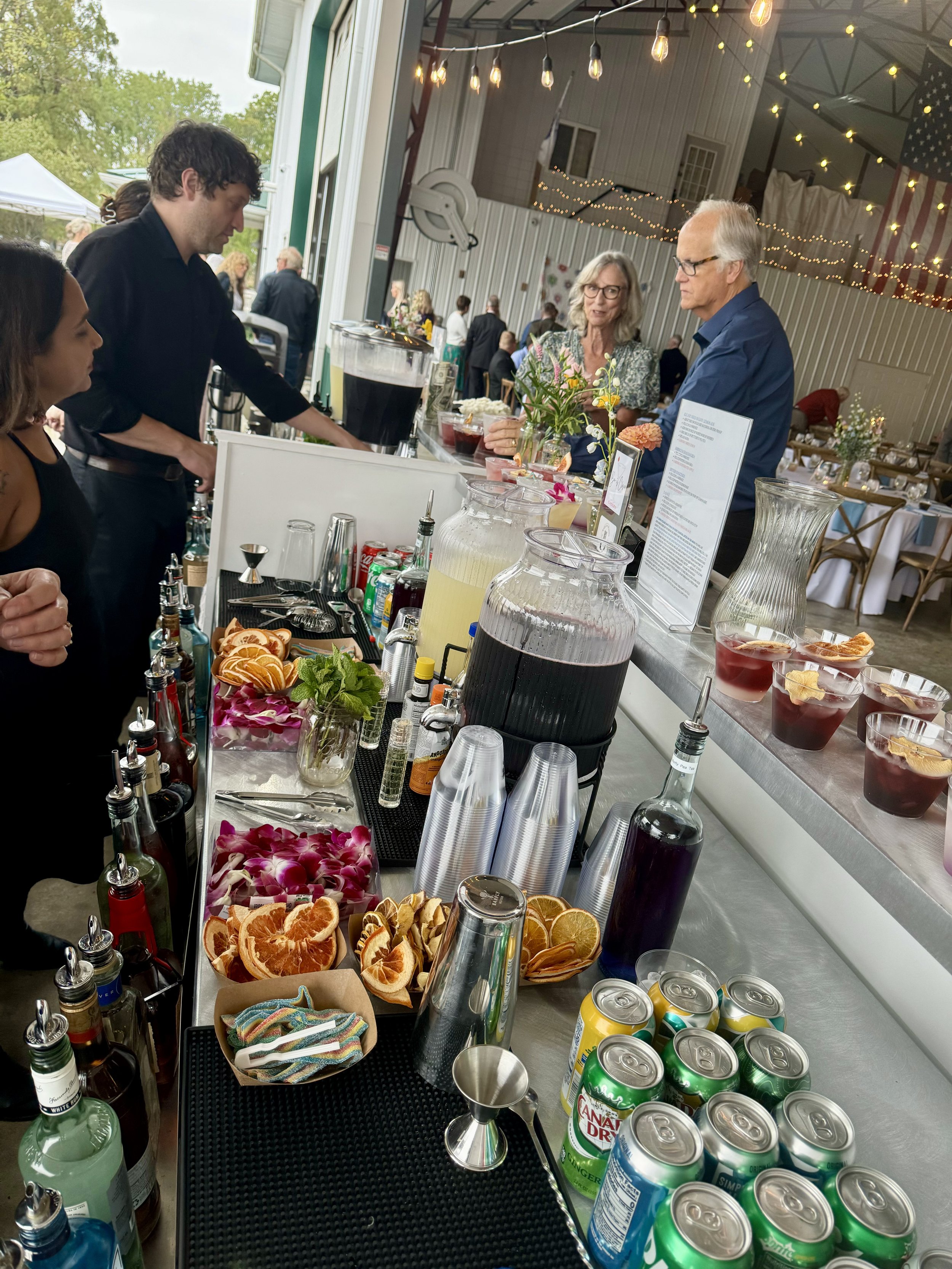 Vibrant Garnishes-Wedding Bar Service.