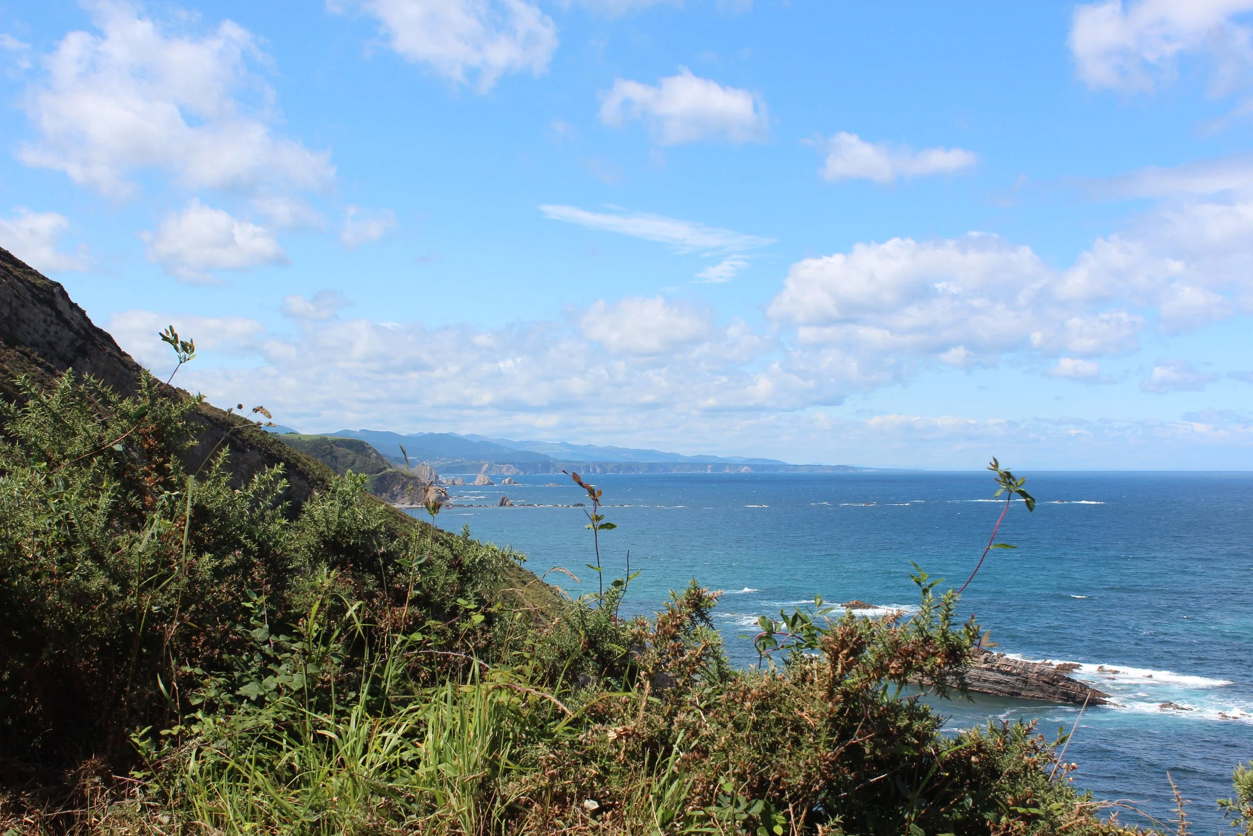 Mer, montagne et tapas : les Asturies pourraient devenir ta prochaine destination slow bas carbone …