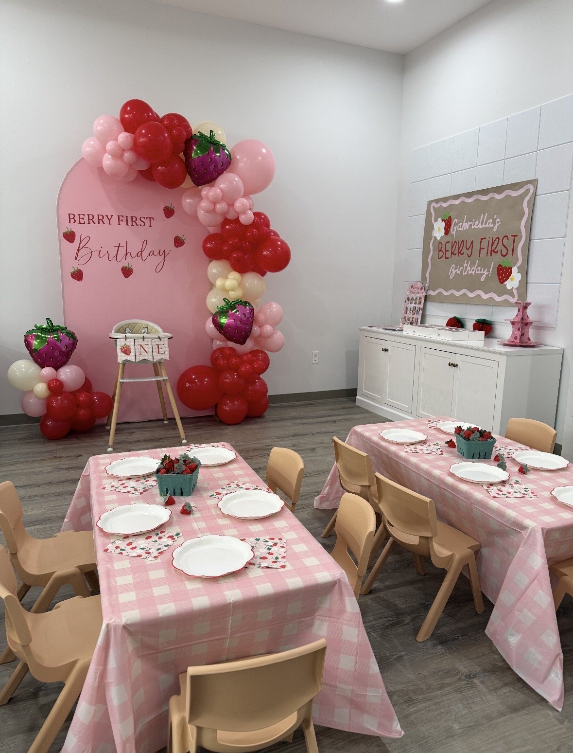 Custom theme- Berry FIRST Birthday