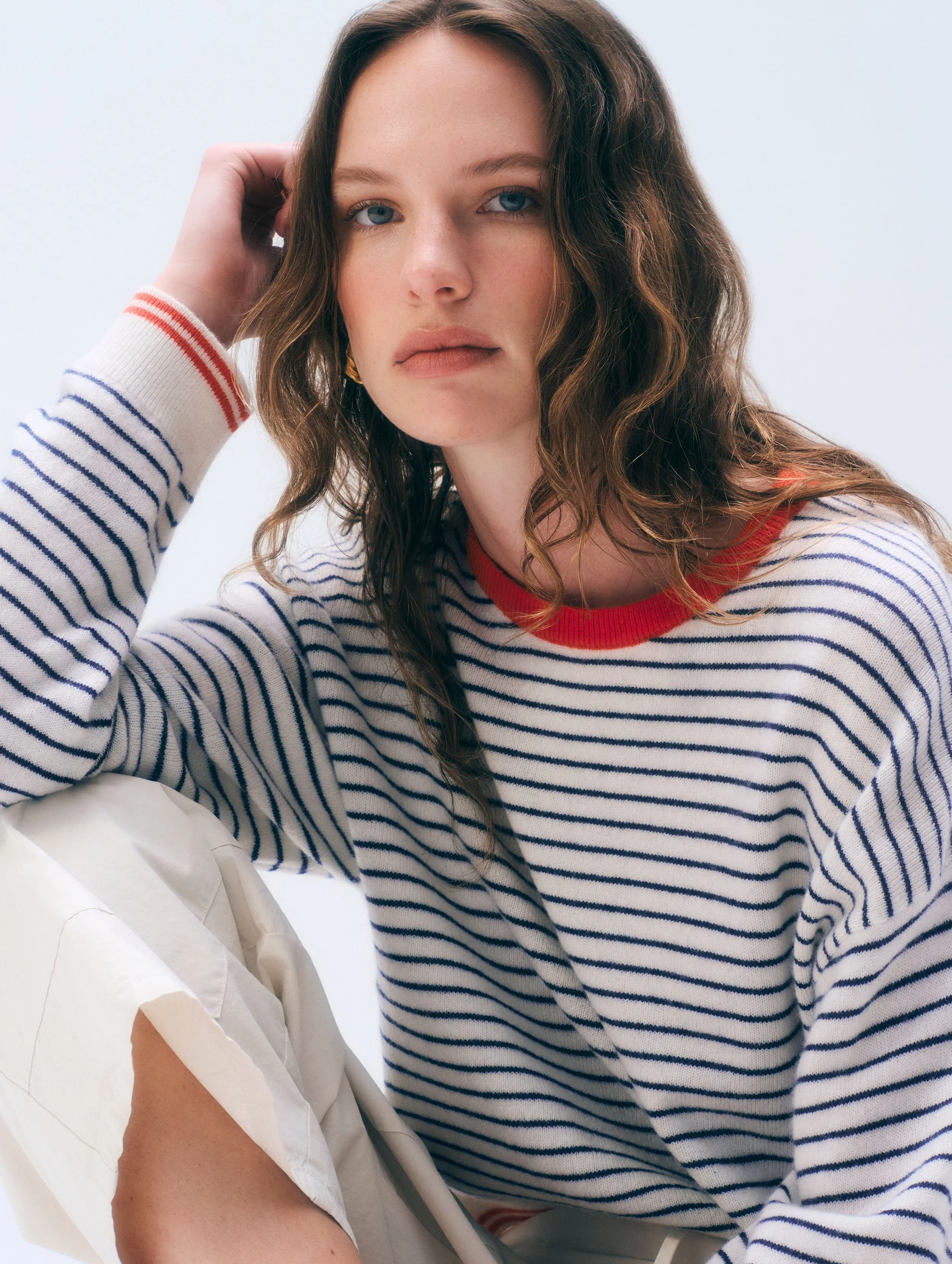 21802_Cashmere Striped Crewneck_White-Navy-Red_EC_02.jpg
